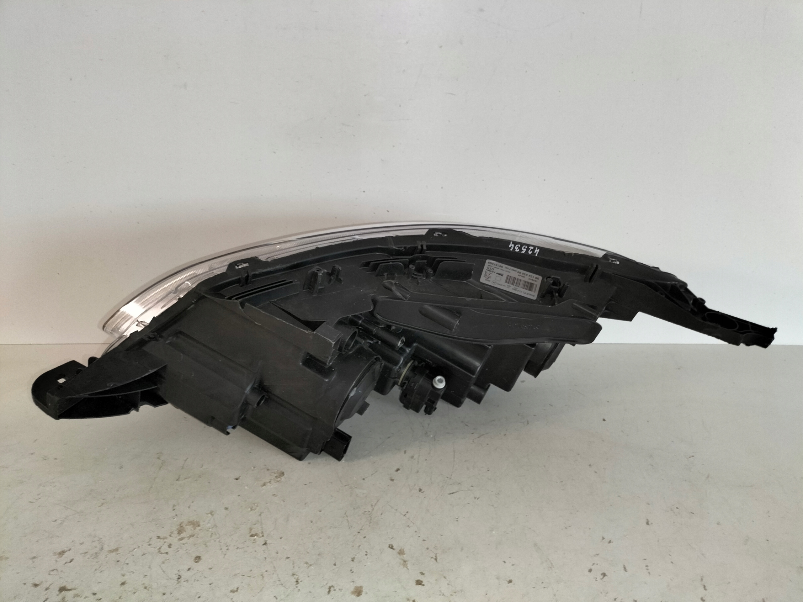 light front reflektor right PEUGEOT 2008 13-16