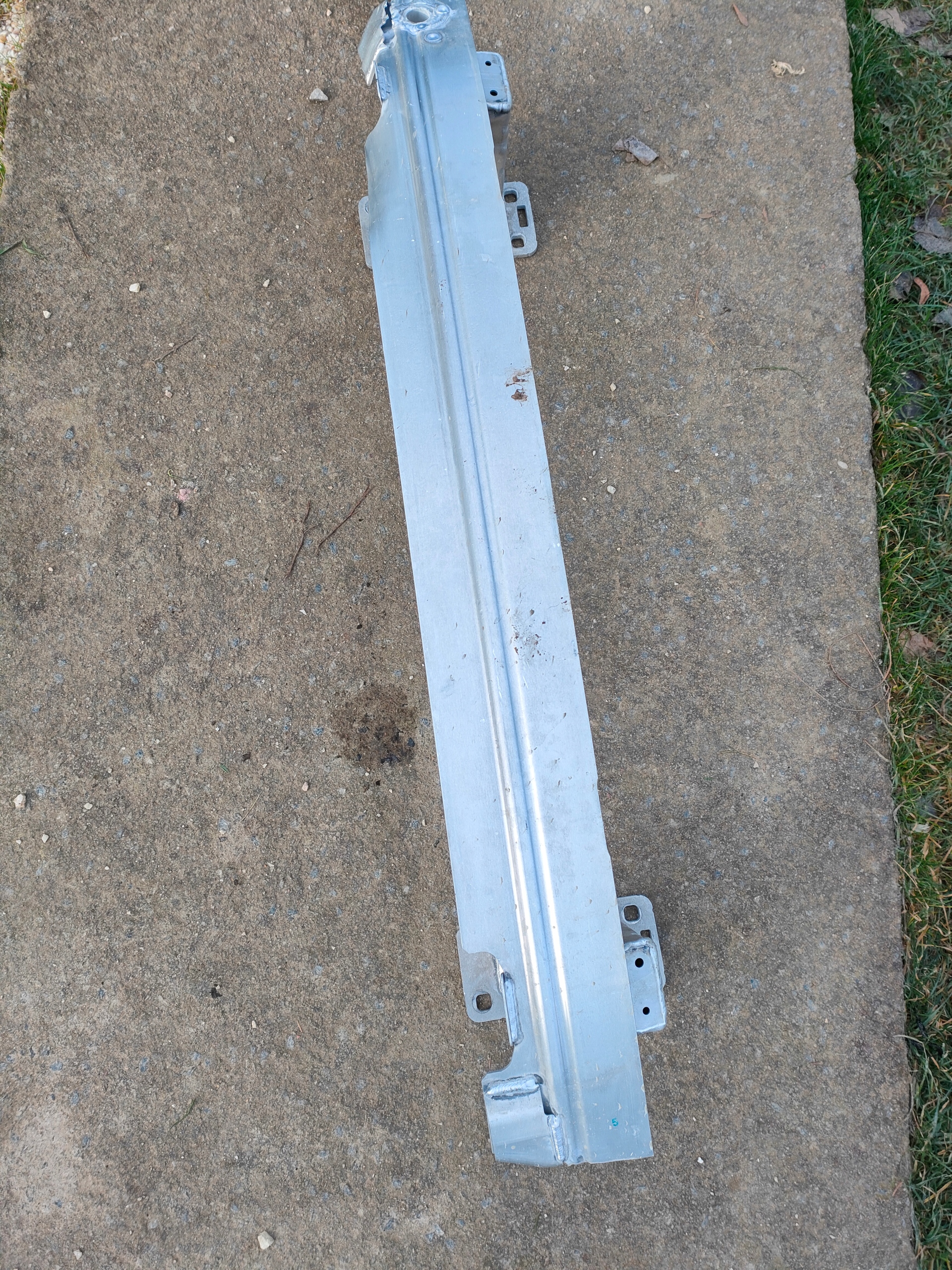 pillar bumper support front AUDI Q7 4M0807109C