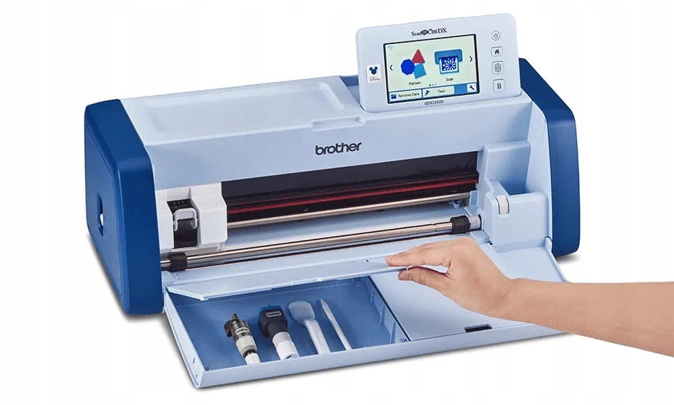Ploter tnąco skanujący z programem Brother ScanNCut SDX2250D + GRATIS Model SDX2250D