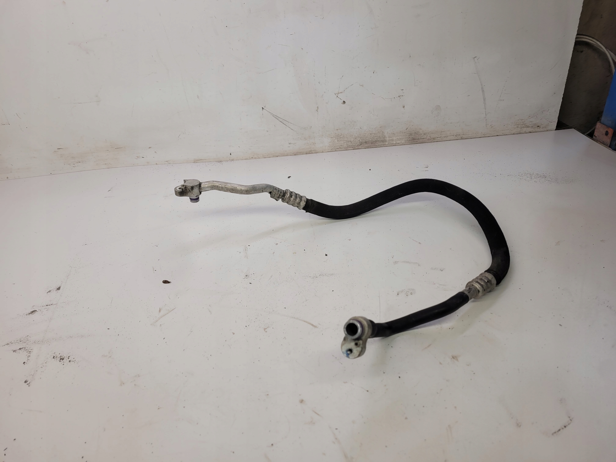 vedení hadice klimatizaci AUDI A6 C7 A7 4G0260701K