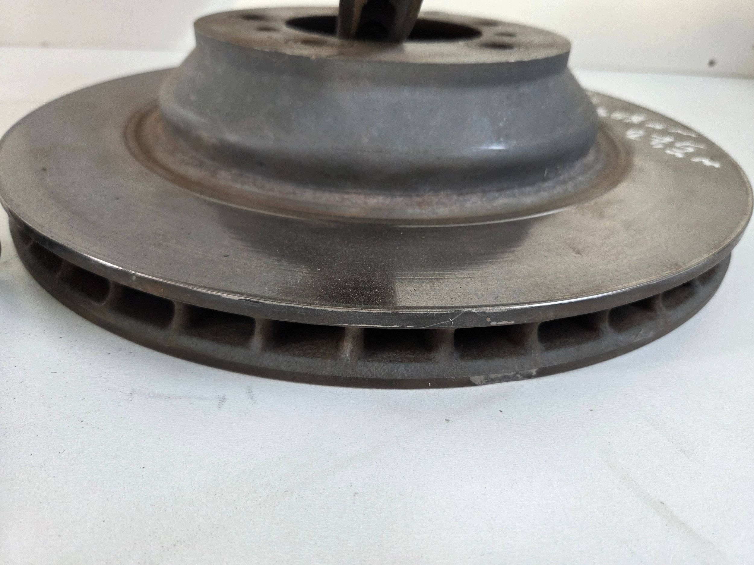 Porsche Cayenne 9Y0 9Y3 discs brake rear. + plates (T126)