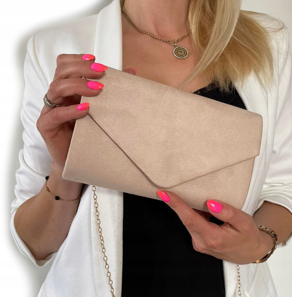 ZAMSZOWA TOREBKA KOPERTÓWNA na łańcuszku NUDE pink