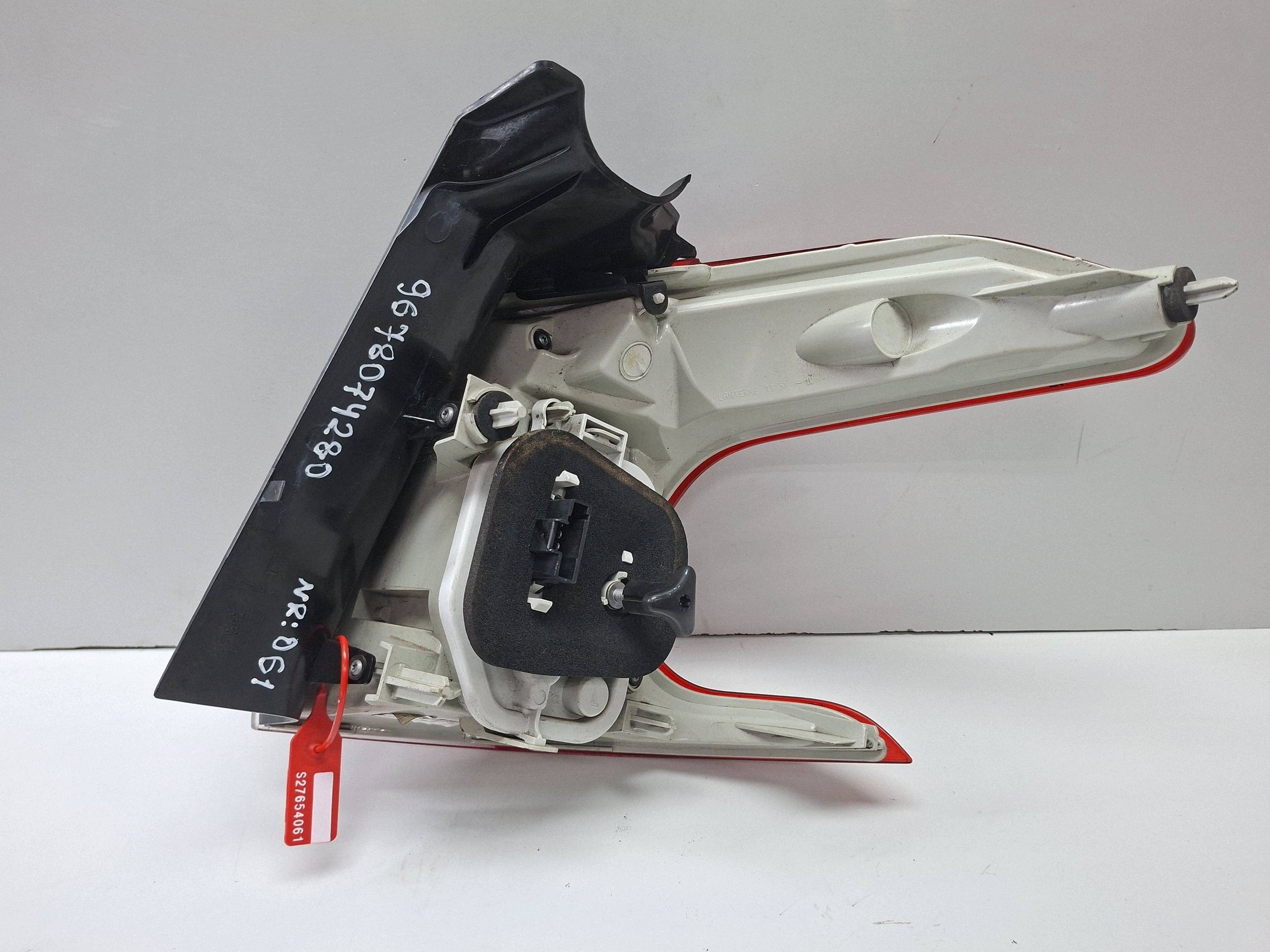 light rear left 9678074280 PEUGEOT 2008 and 2013