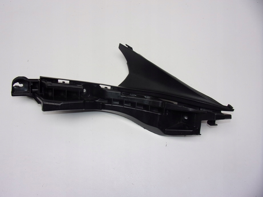 Бампер передний 9j1807348b Porsche Taycan