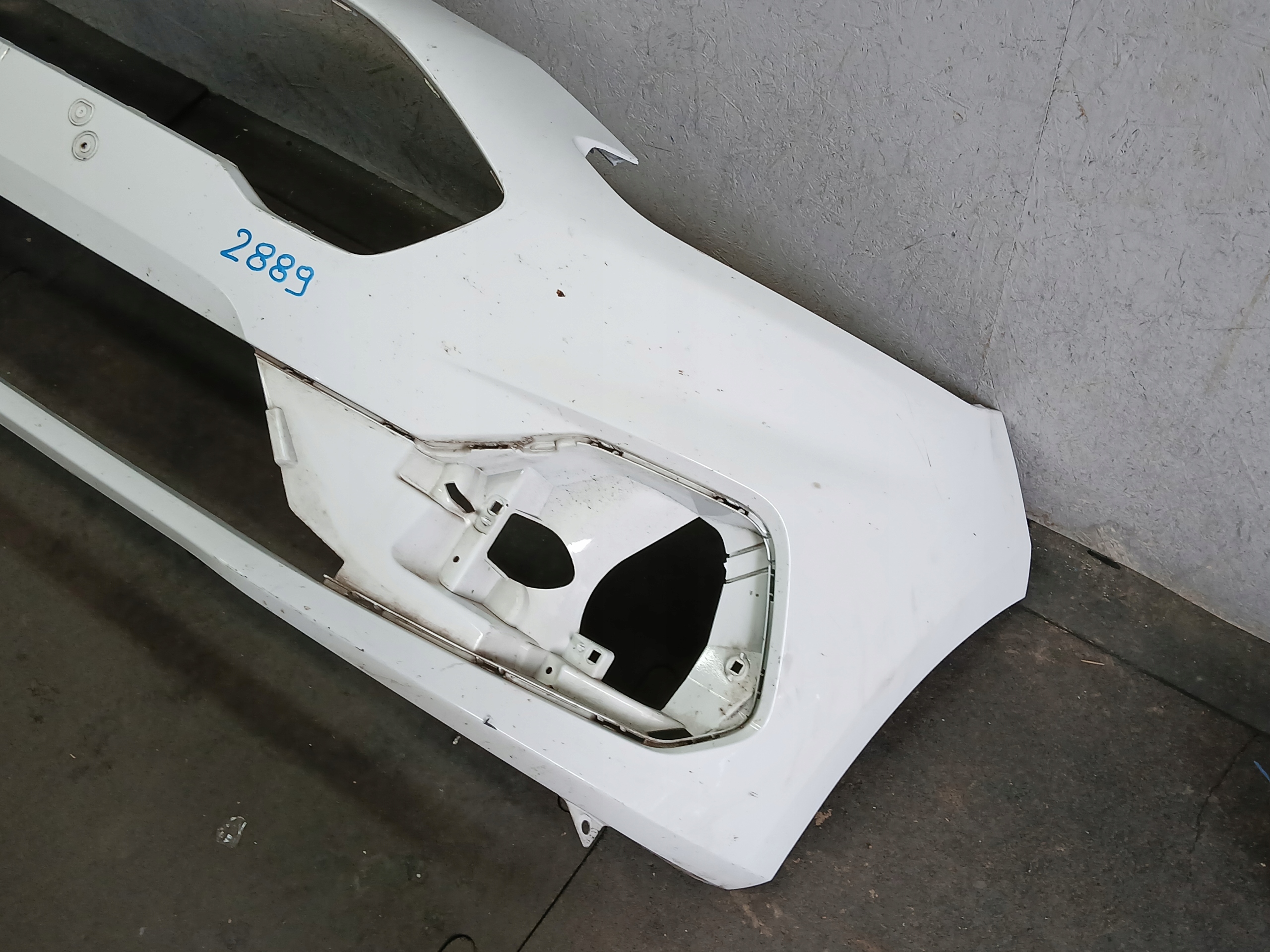 bumper front FORD FIESTA MK8 ST