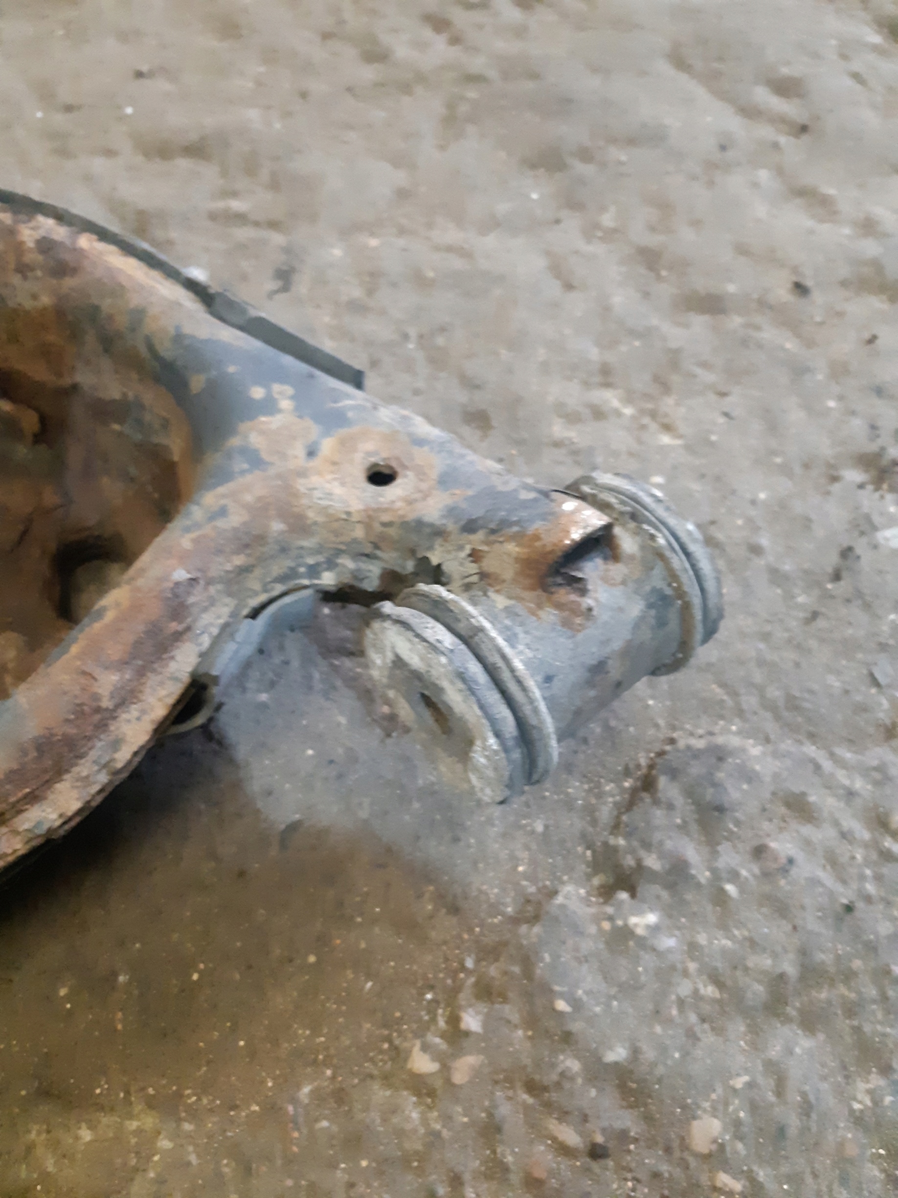 AUDI A6 C6 Querlenker hinten links heck links