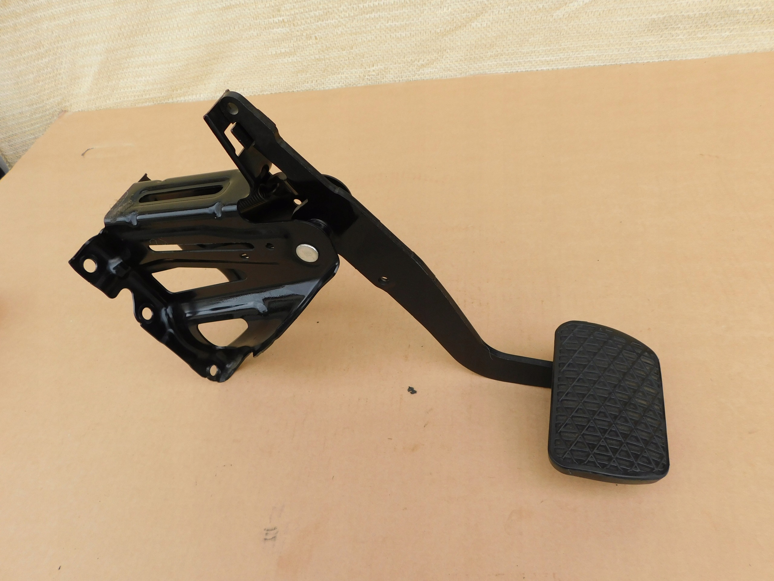 Pedal Frein automat Mercedes Sprinter 906 VW Crafter et Support plaque OEM