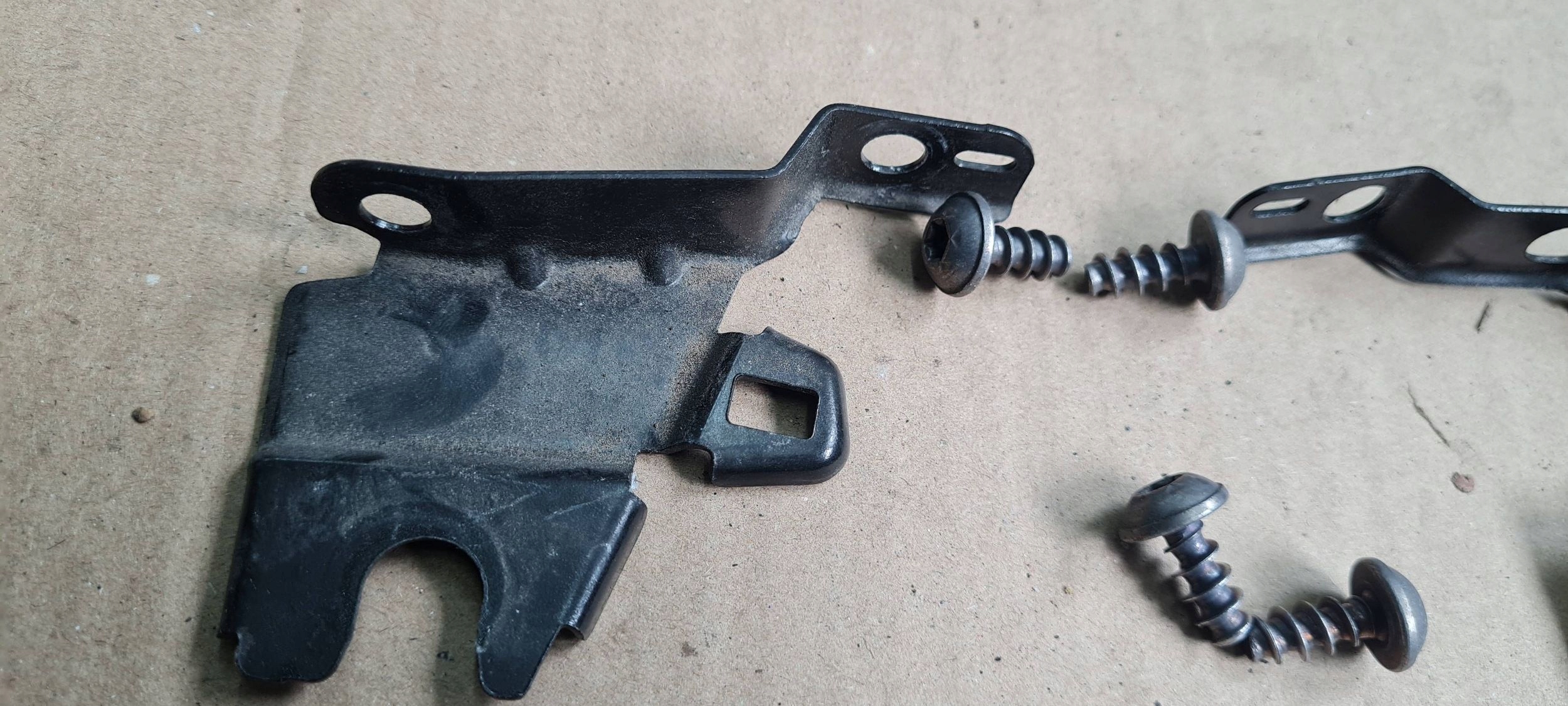 A5 8T LIFT bracket holder lights supports left right KOMPLET A4 B8