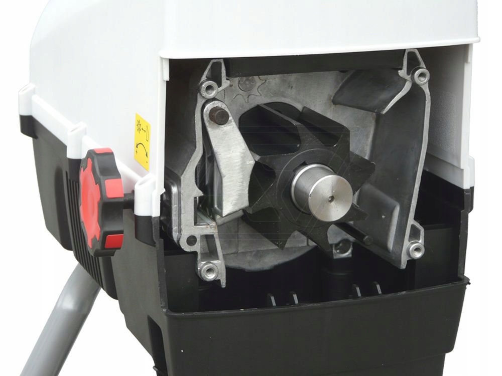 ROZDRABNIACZ DO GAŁĘZI NAC FREZOWY ELEKTRYCZ 2800W Marka NAC