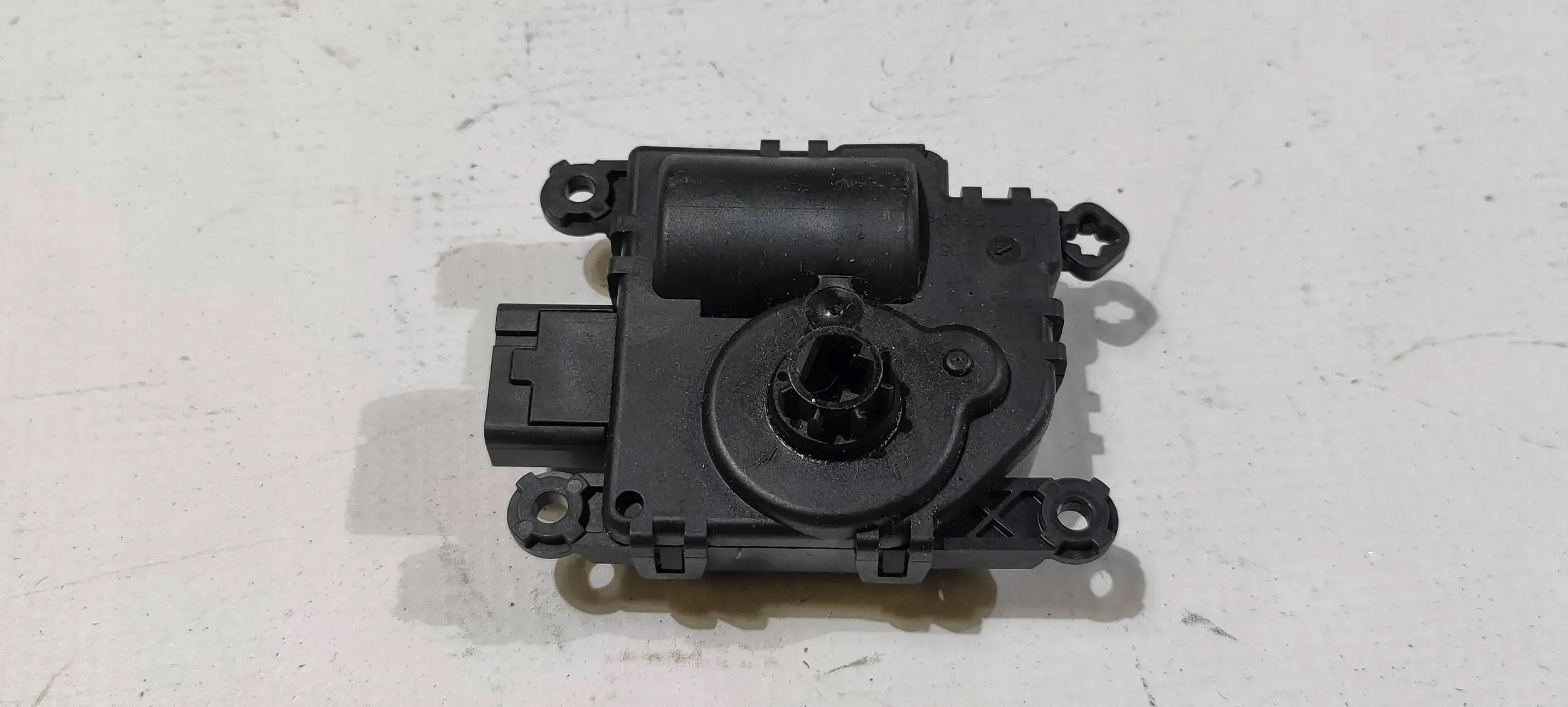 Micro moteur Bloc de chauffage complet de chauffage Ford Explorer 2020