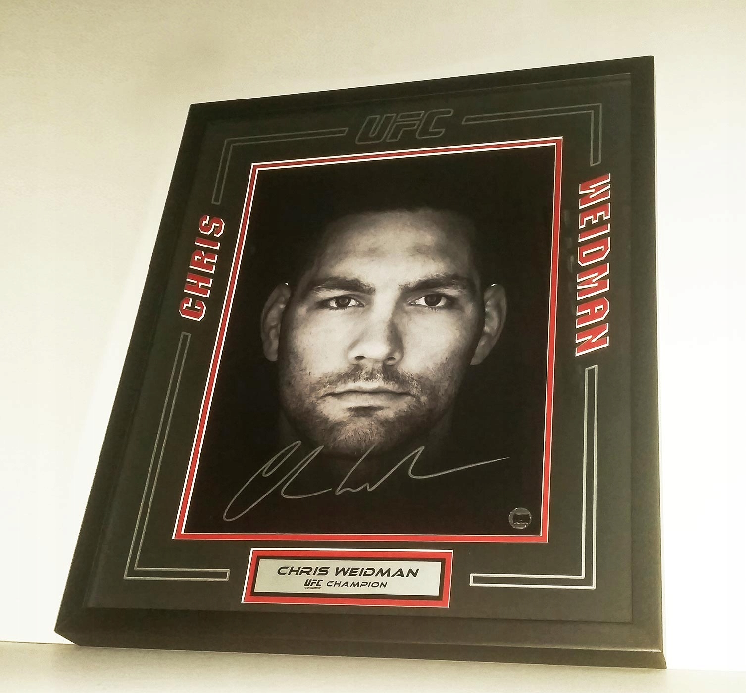 Chris Weidman UFC autograf w pięknej oprawie