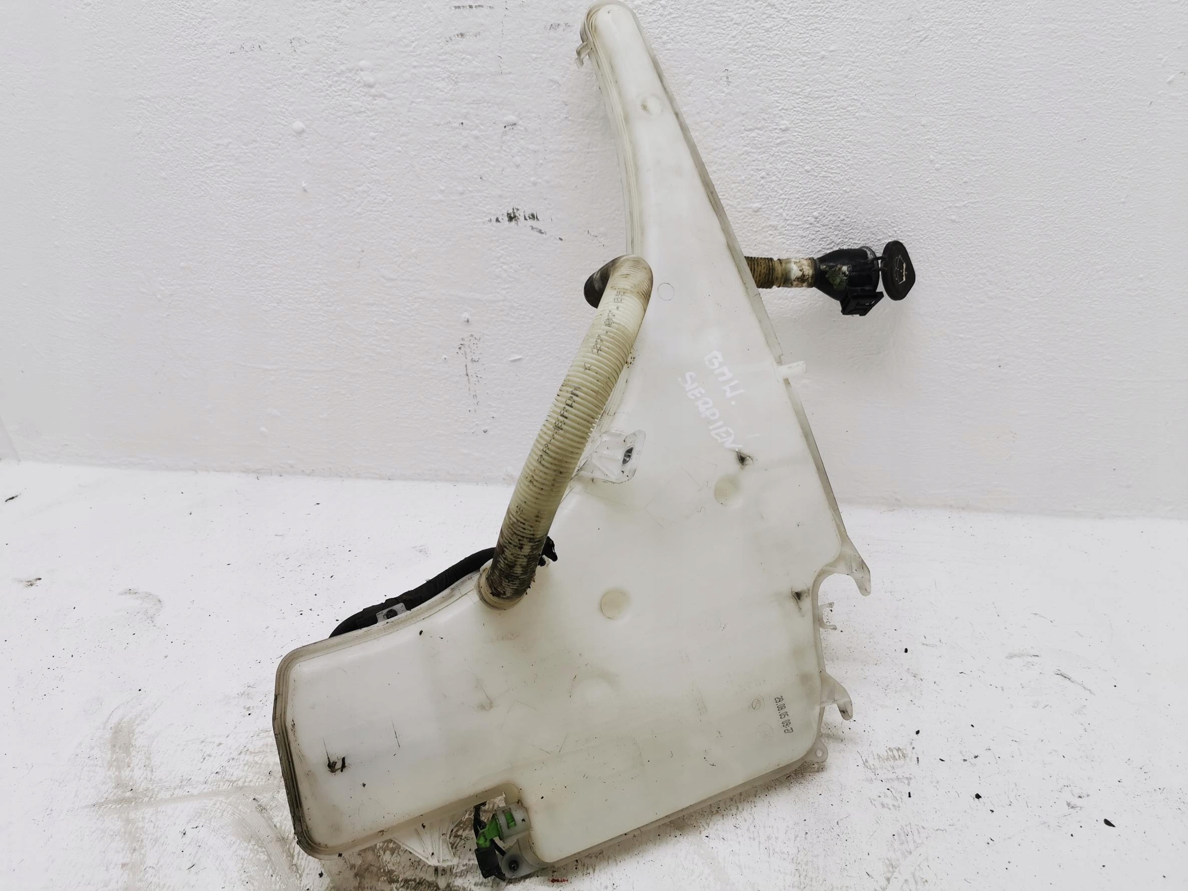 Behälter SPRYSKWIACZY BMW SERIA 3 E90 E91 7117842