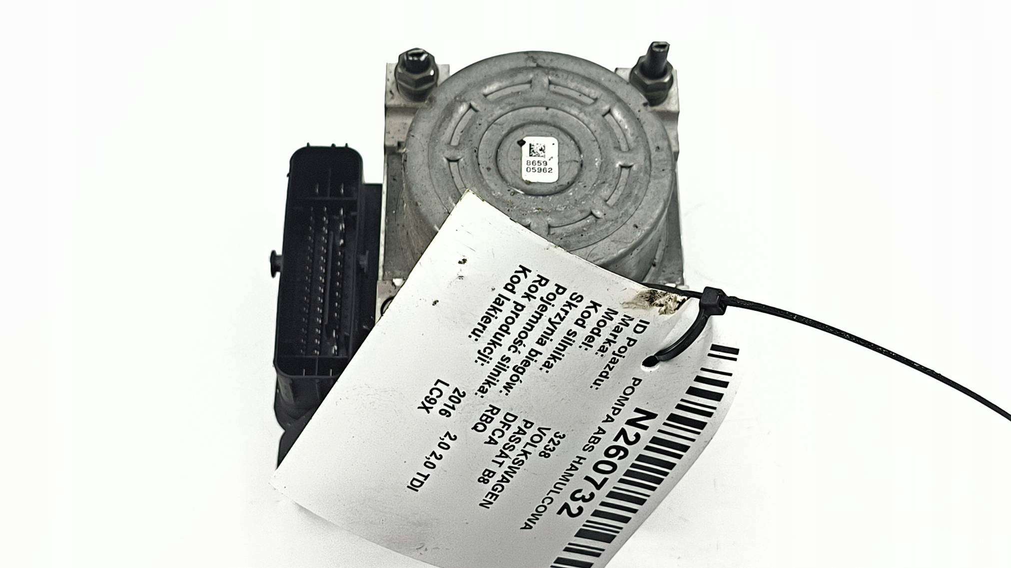 pump ABS brake 5Q0614517BK VOLKSWAGEN PASSAT B8