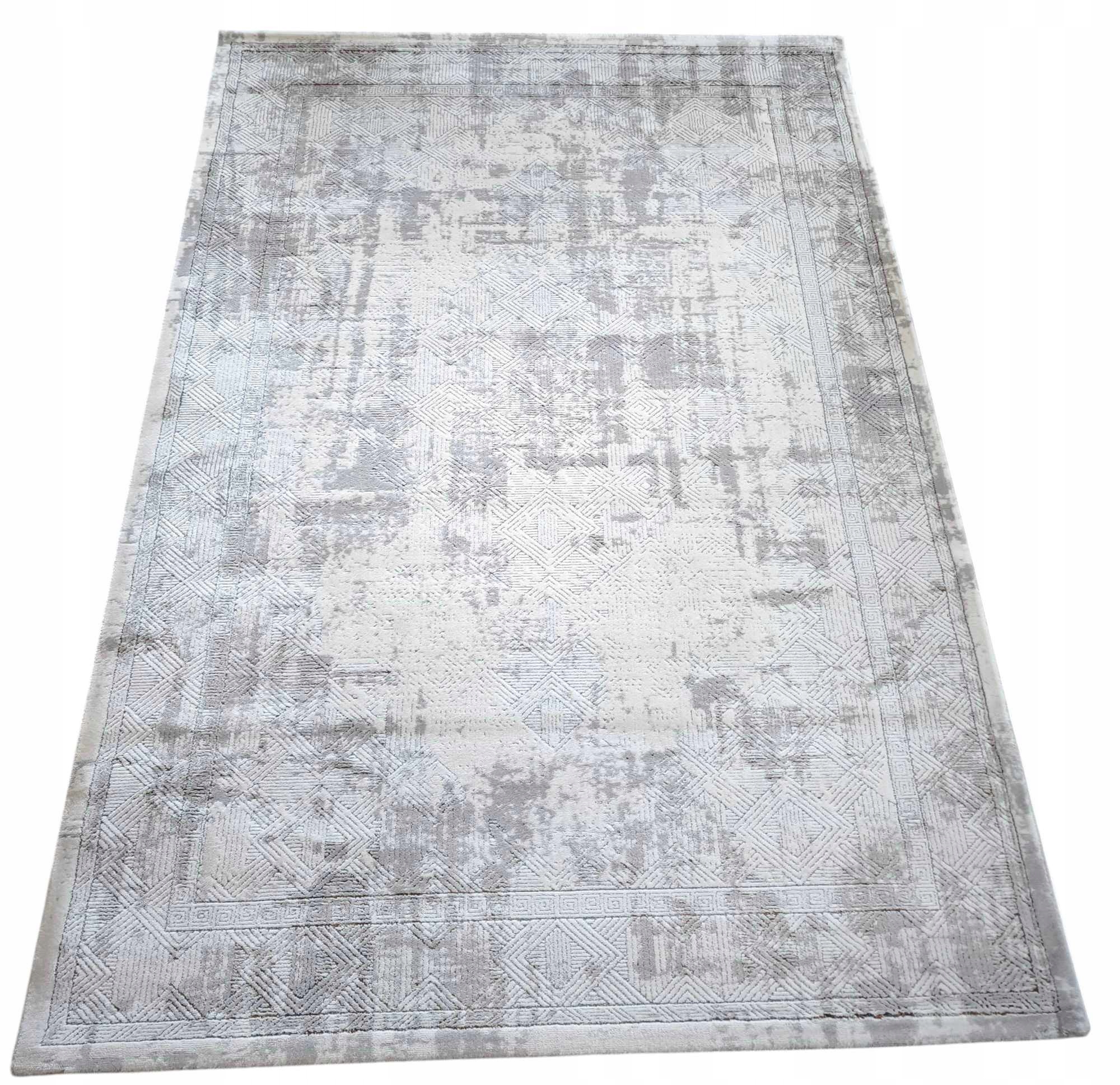 Koberec do obývačky 160 x 230 cm, loftový vzor s plyšovými štetinami, kvalita