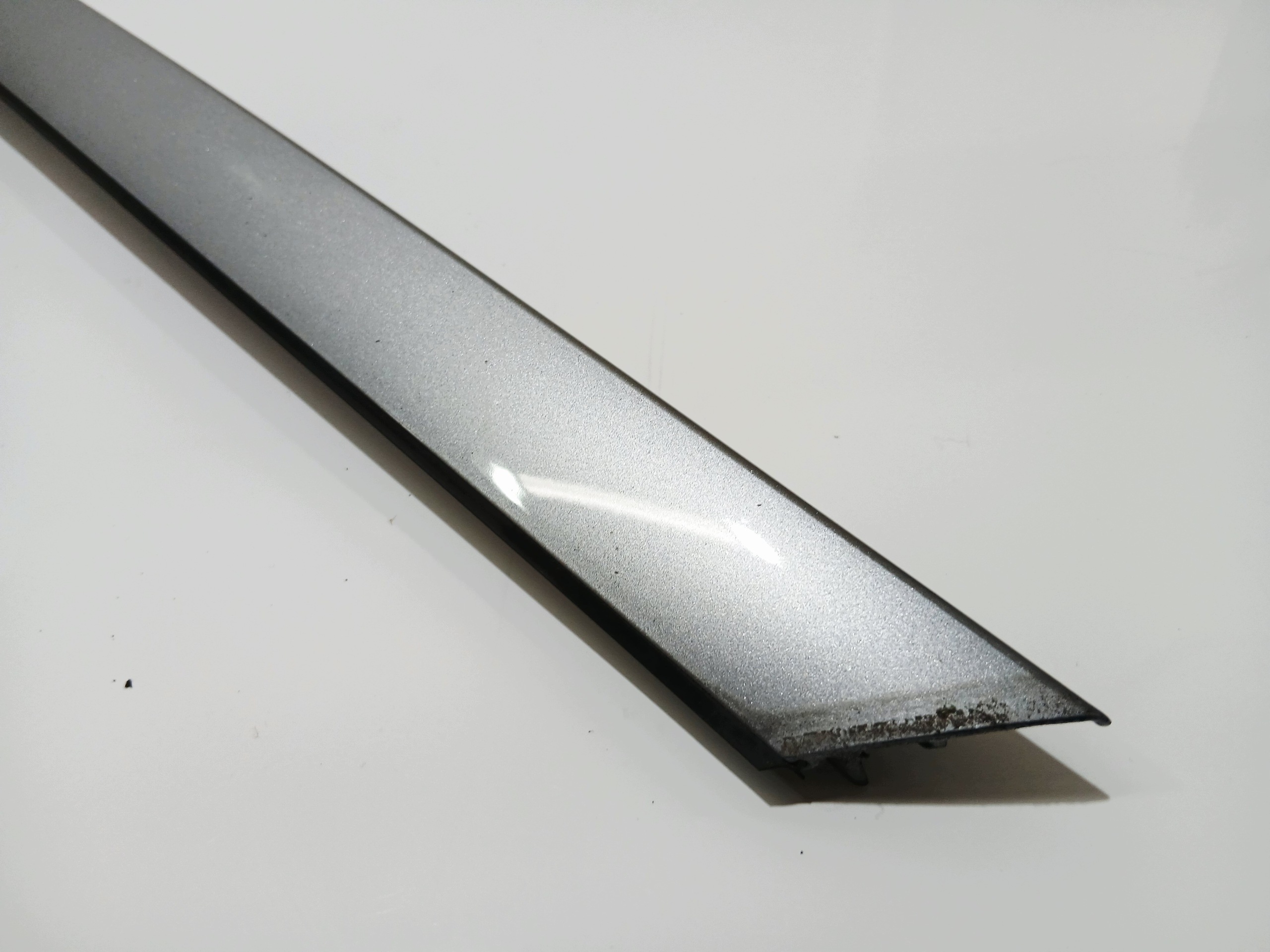 moulding windows windscreen right BMW X3 E83 LCI OE A08 (0006045)