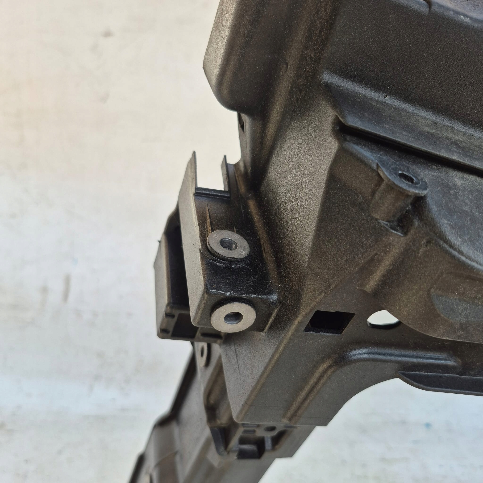 VW TOURAN 5TA 15- support panel for radiators pillar 5TA805588B