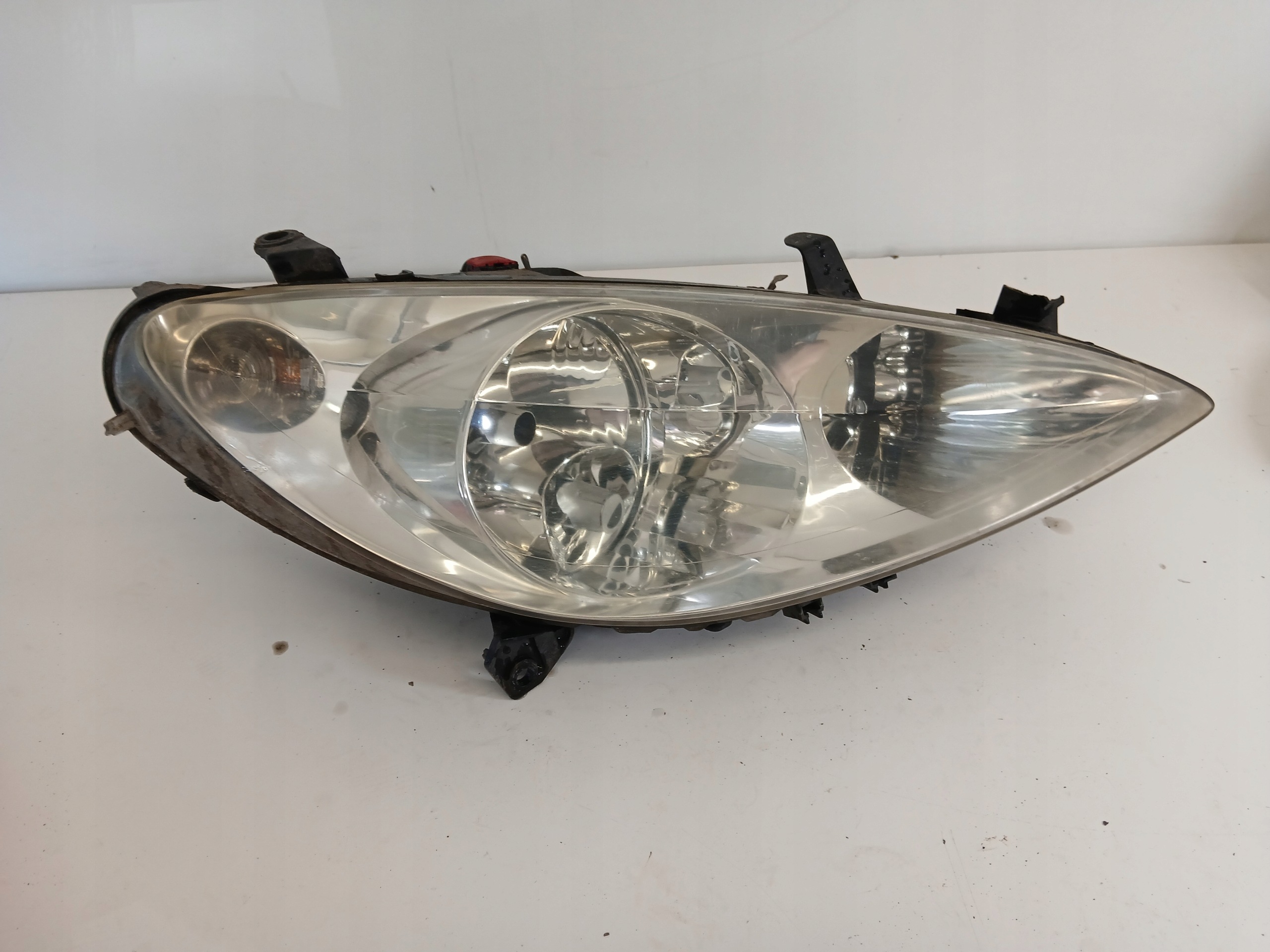 PEUGEOT 807 light right front 9641615680