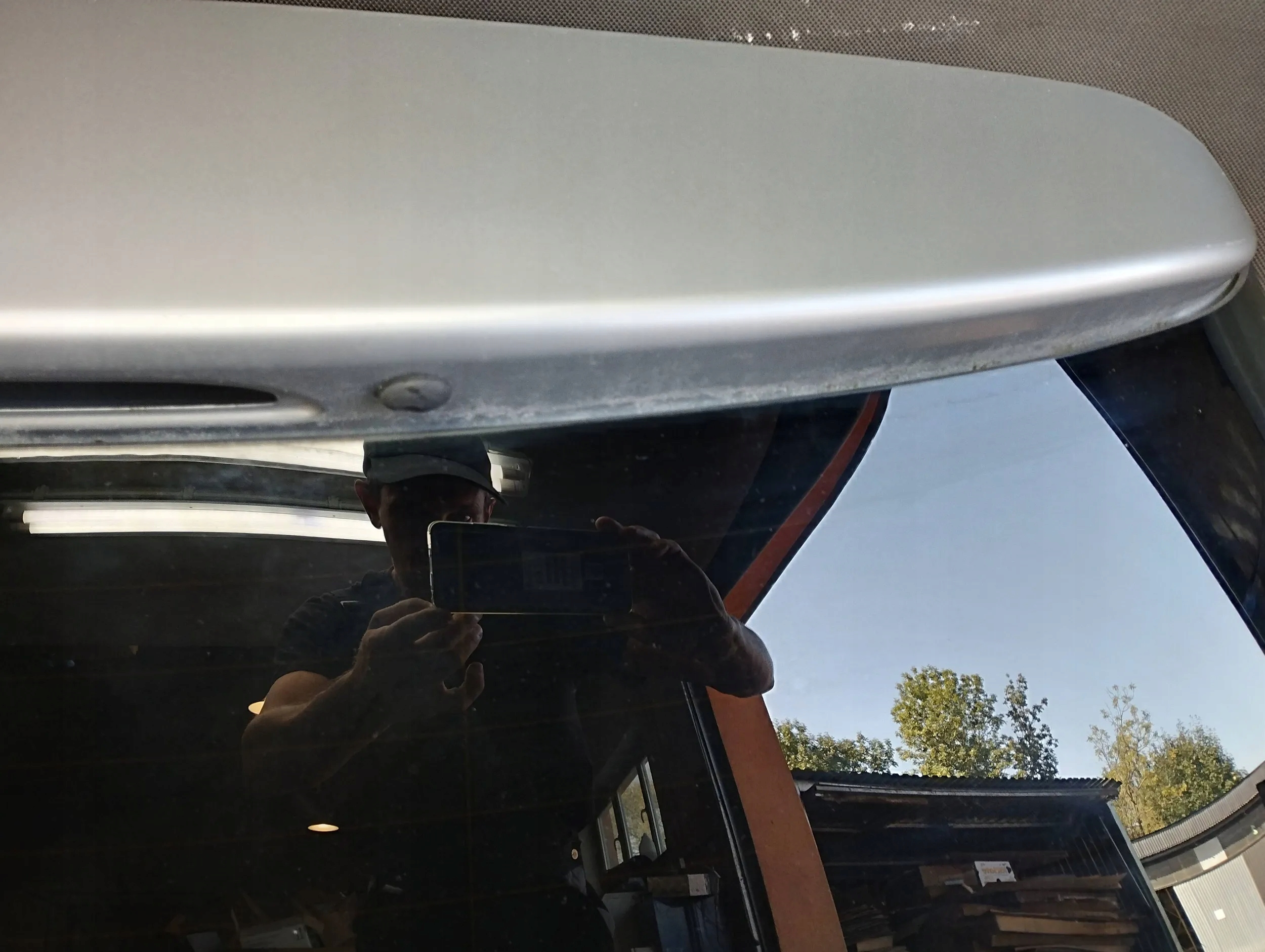 Mercedes ML W164 boot door window 775