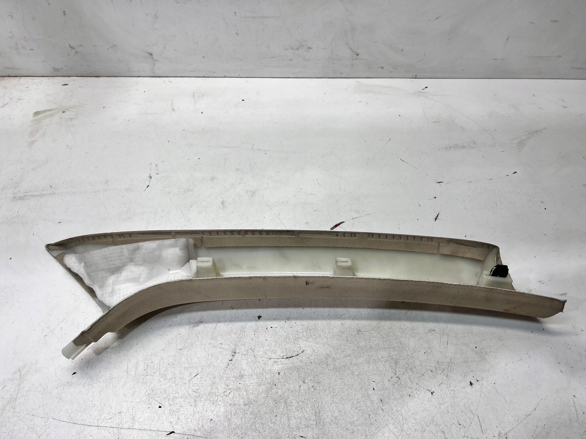 cover SLUPKA A left AUDI Q5 8R0867233B without