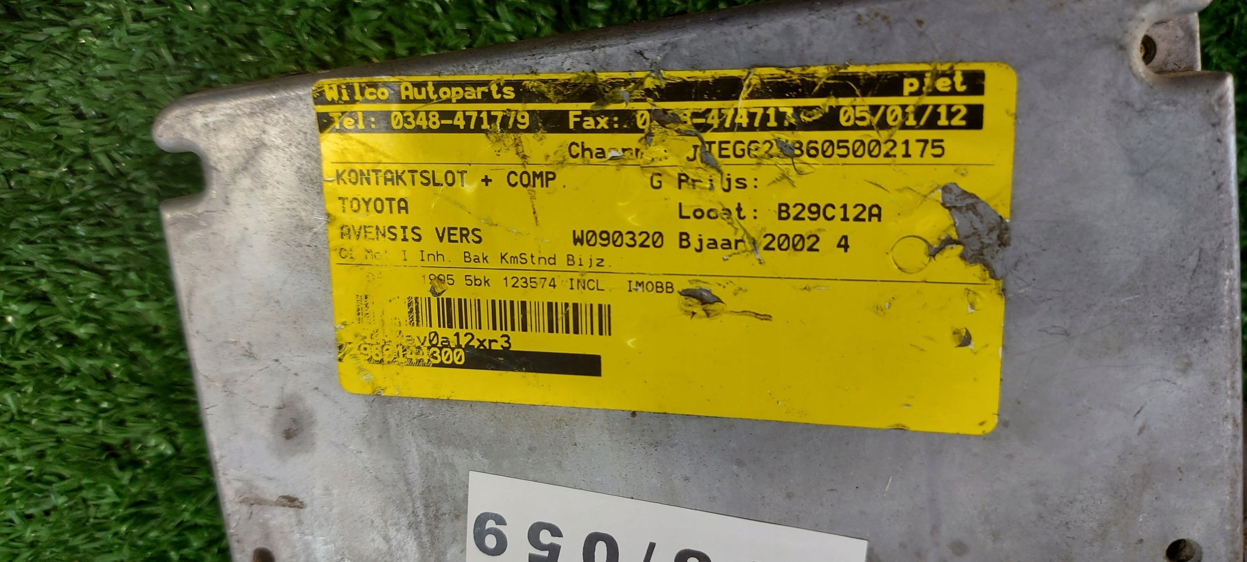 TOYOTA AVENSIS VERSO computer of the engine ignition 2.0