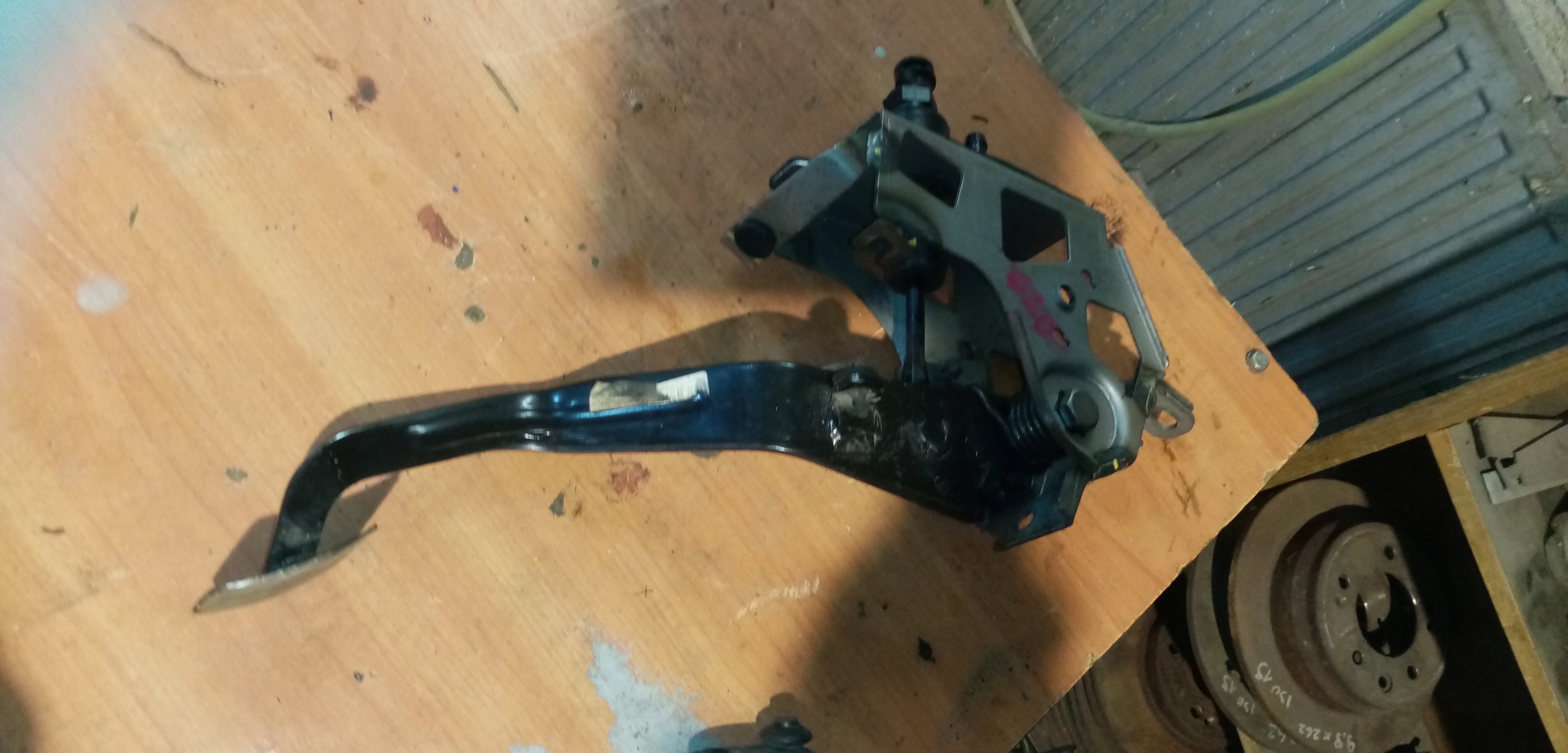 PEDAŁ SPRZĘGŁA POMPKA WYSPRZĘGLIK KIA CEED II 12