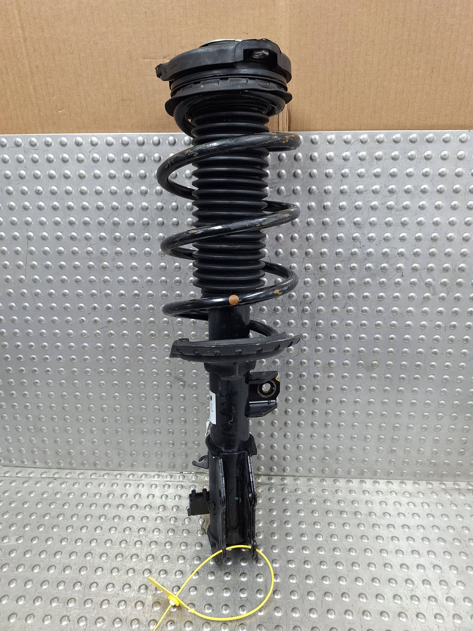 ammortizzatore sinistra anteriore MG ZS II 24-26 11336166