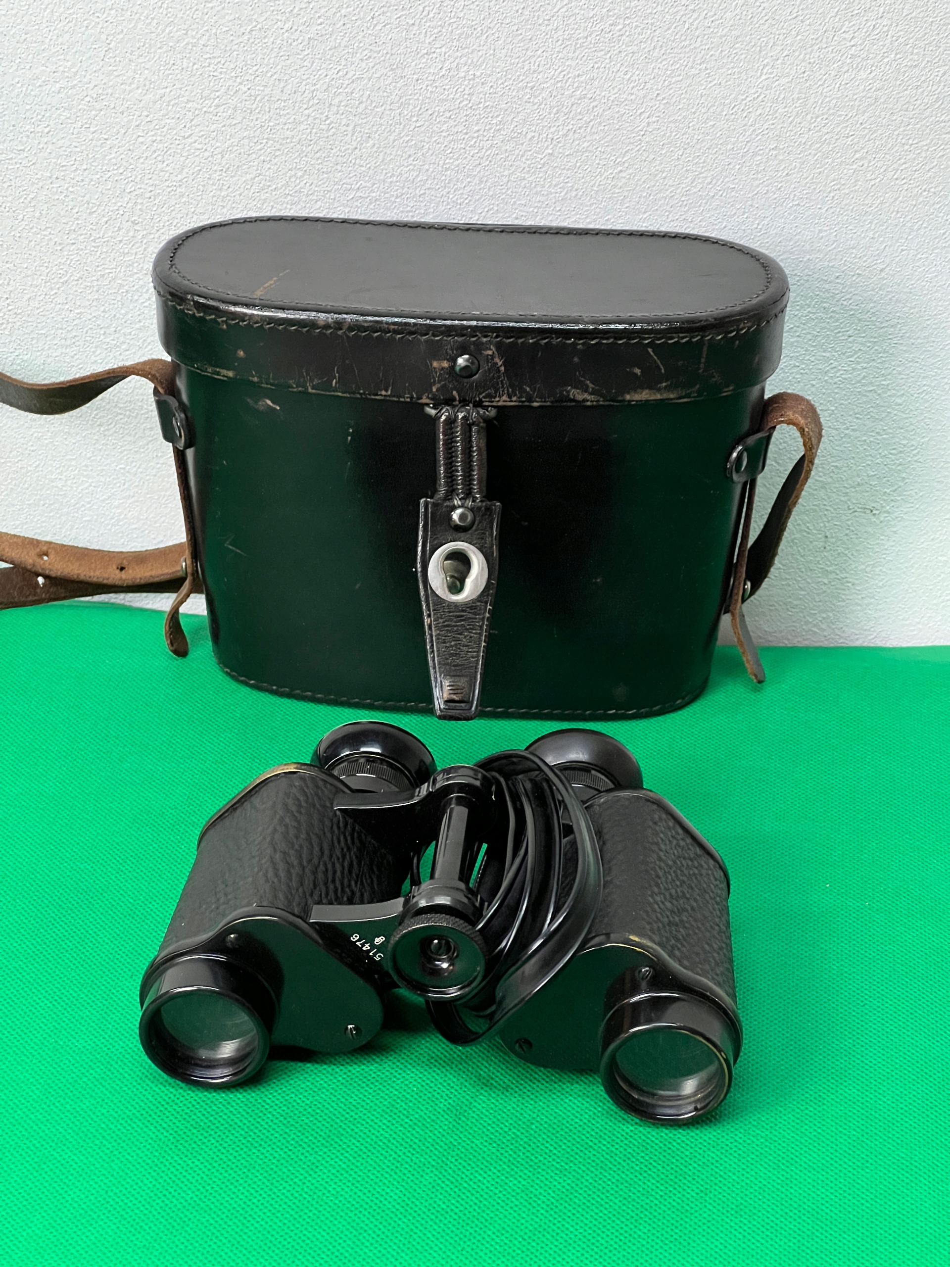 STARA LORNETKA K.P. GOERZ BRATISLAWA 8X26 ARMEE-TRIEDER >>>