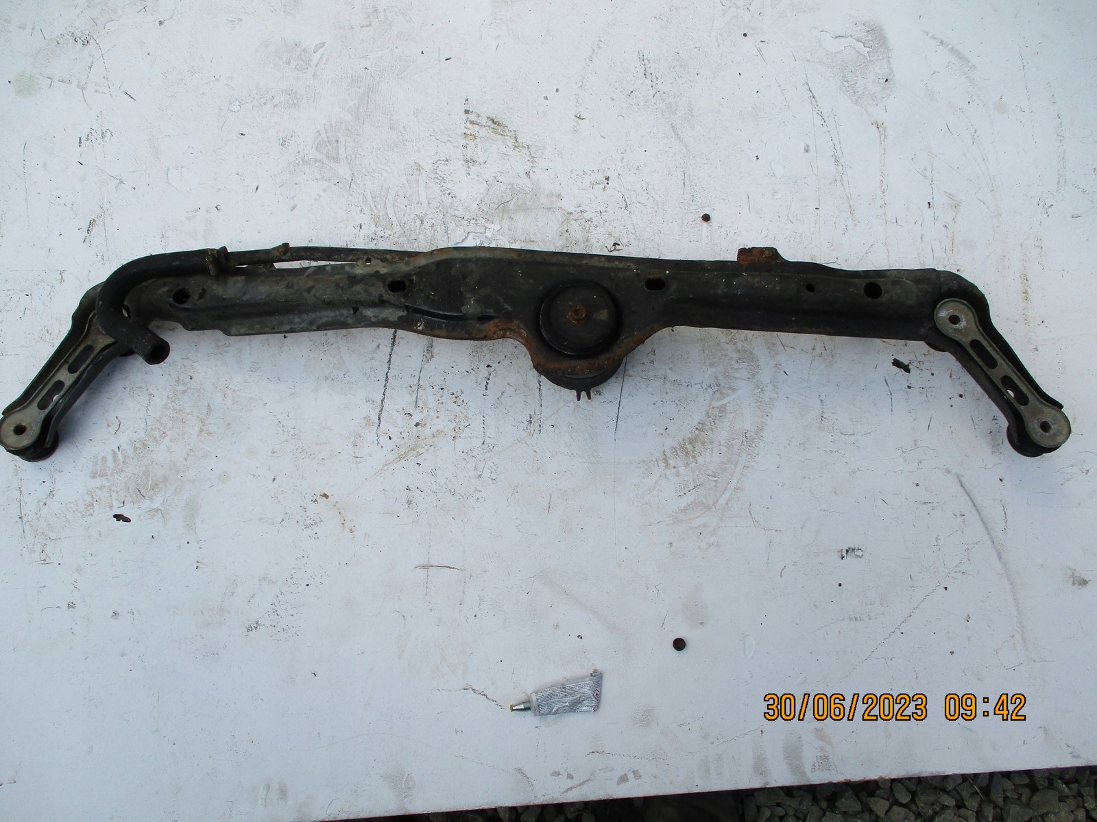 sider below engine VW GOLF III 1H0 1H0199200E