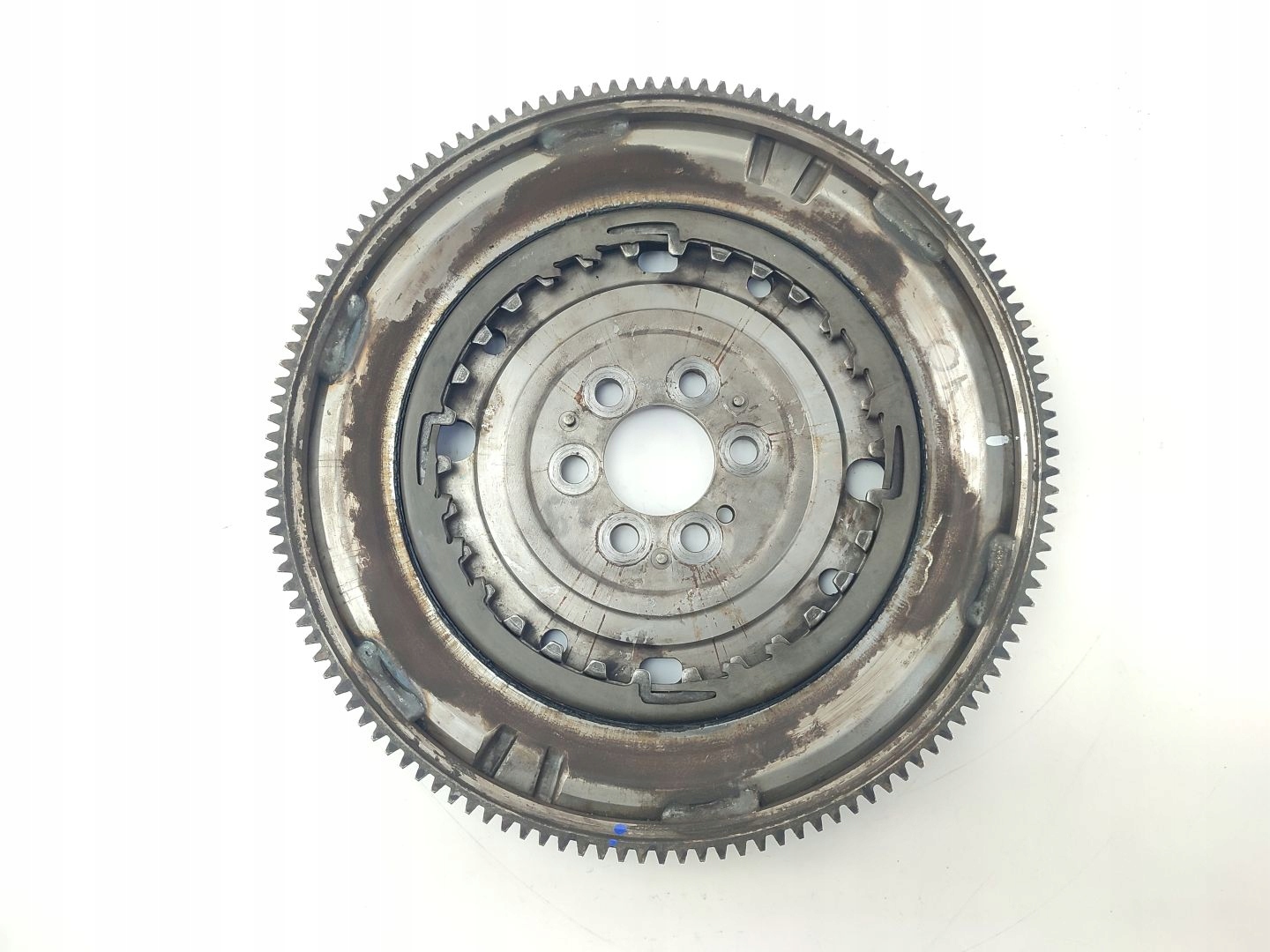 ДВУХМАССОВОЕ КОЛЕСО VW TOURAN И 1T 1.6 TDI 105KM CAYC