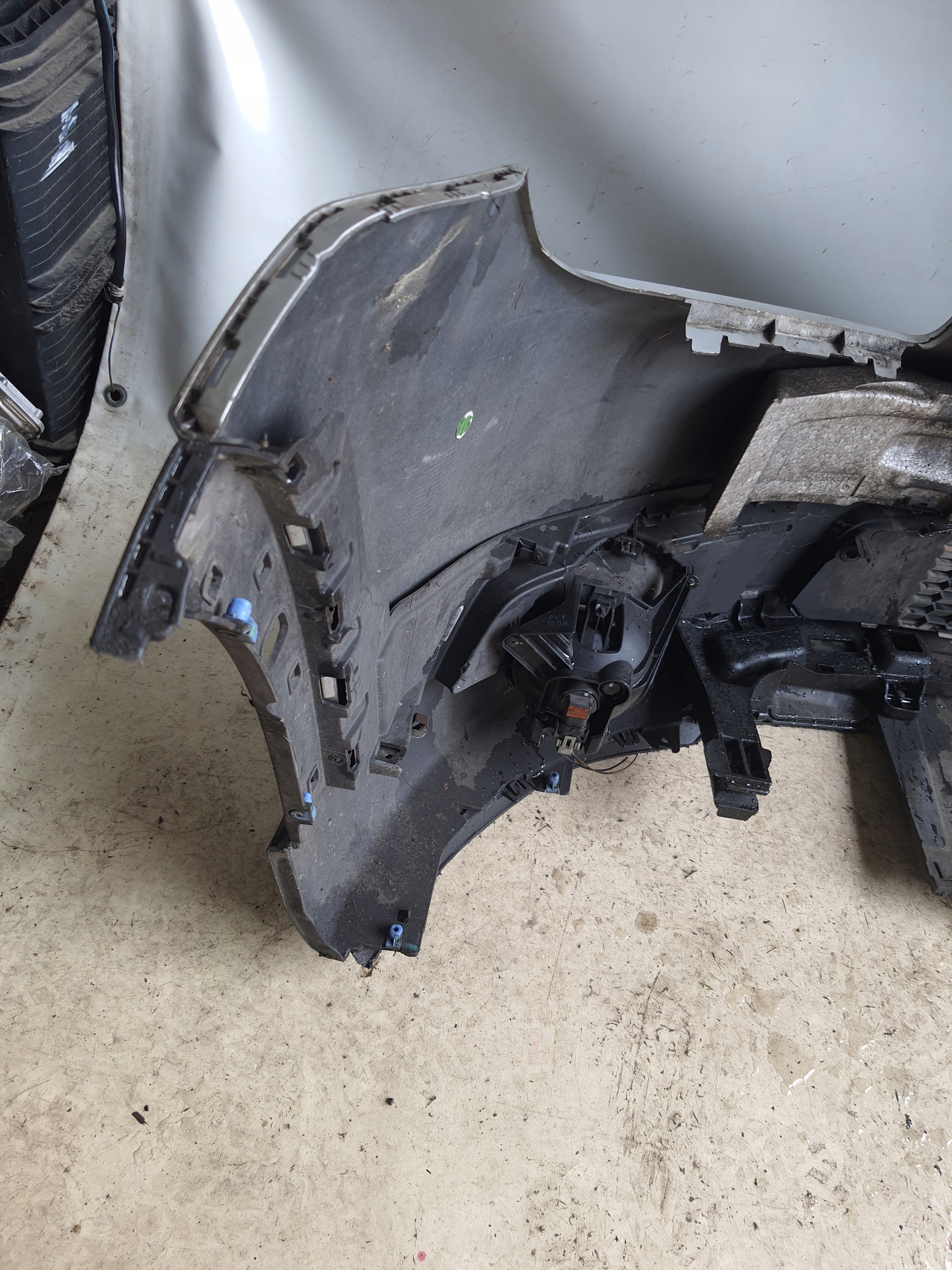 CHEVROLET ORLANDO 10-18 bumper