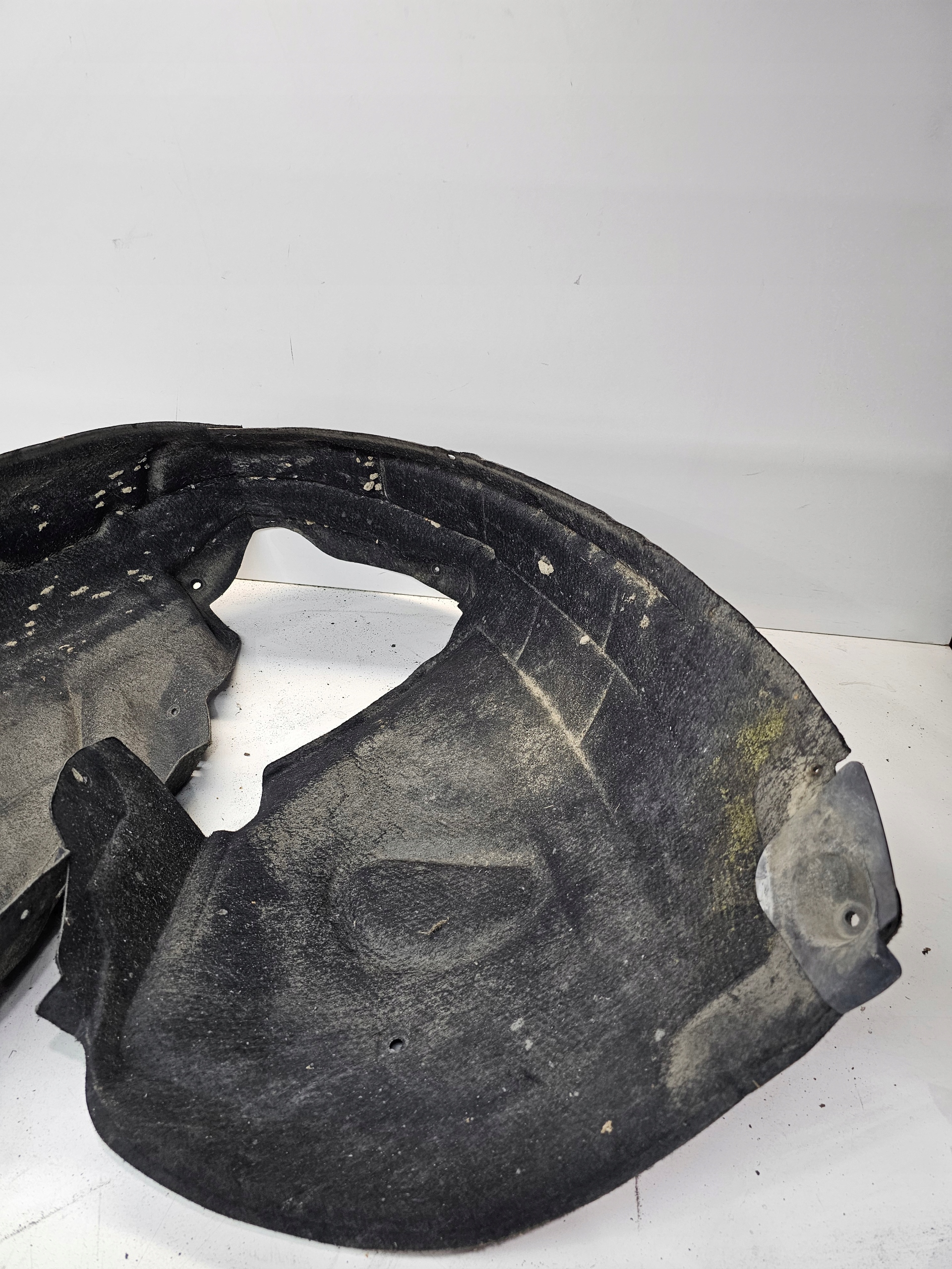 mudguard left front AUDI A6 C6 LIFT MATERIALOWE OK