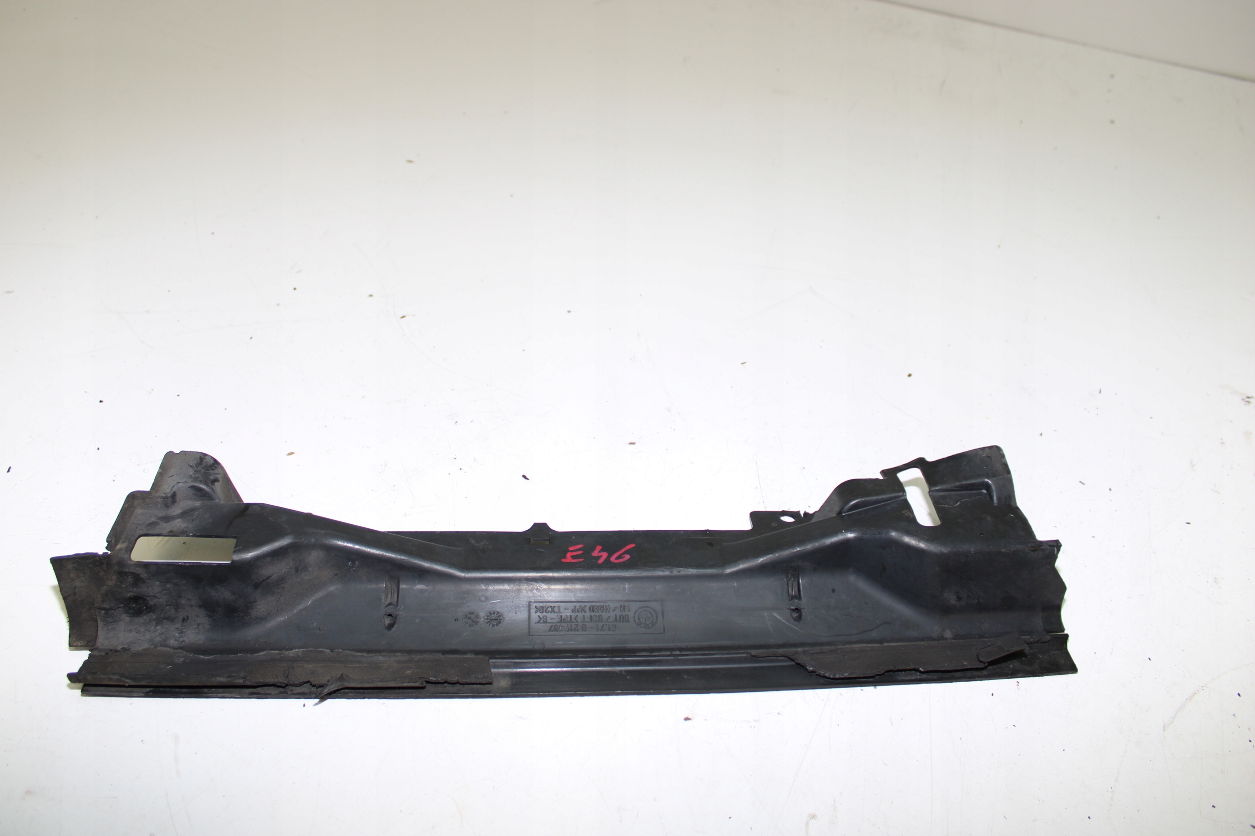 BMW E46 OSŁONA DOLNA CHŁODNICY 8211467