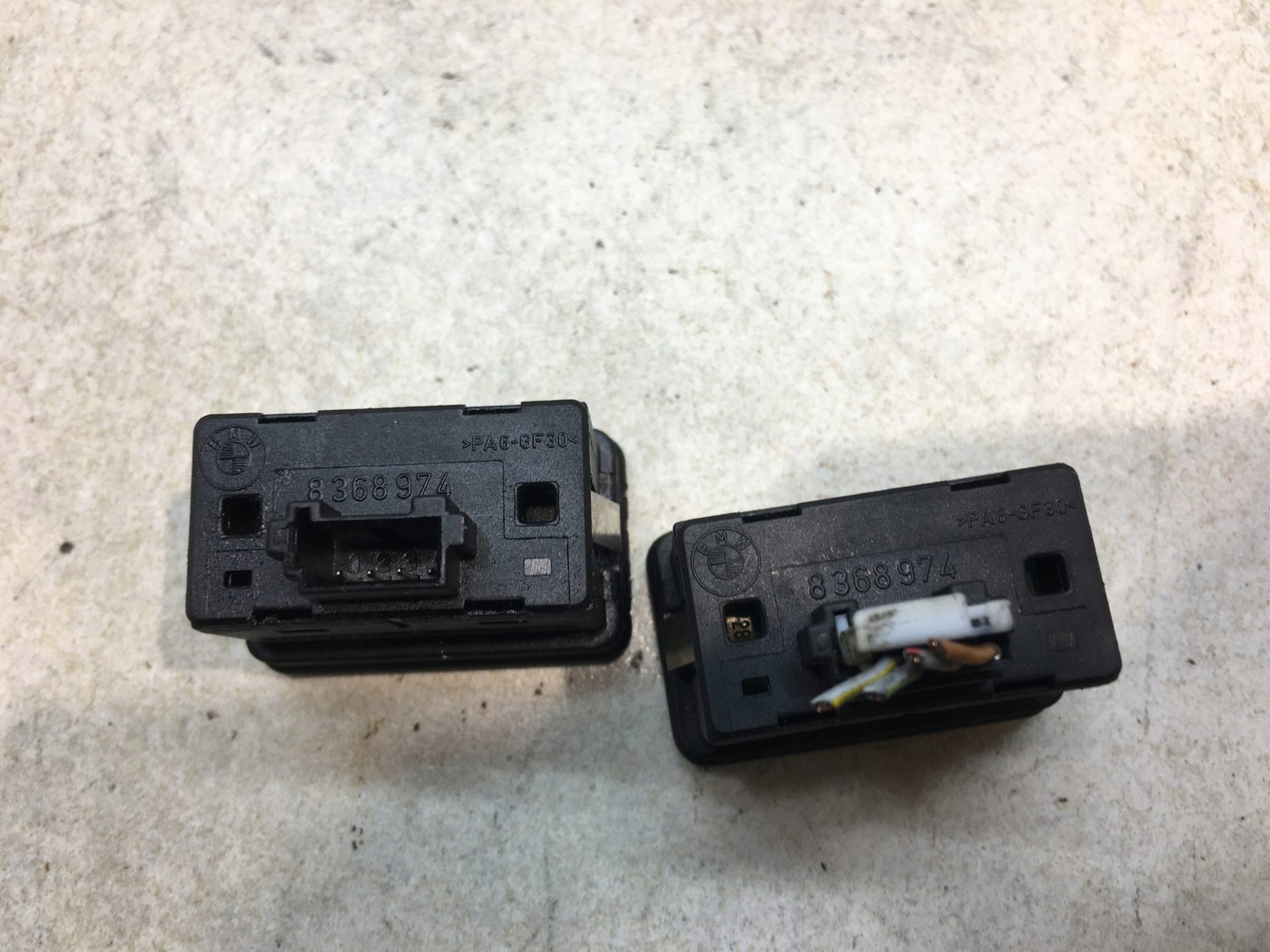 switch windows BMW 5 E39 525 TDS 8368974