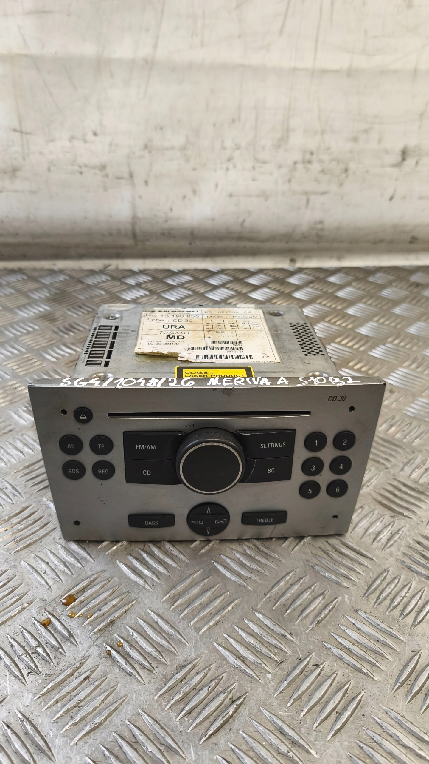 RADIO CD 7644222317 OPEL MERIVA A 2005r