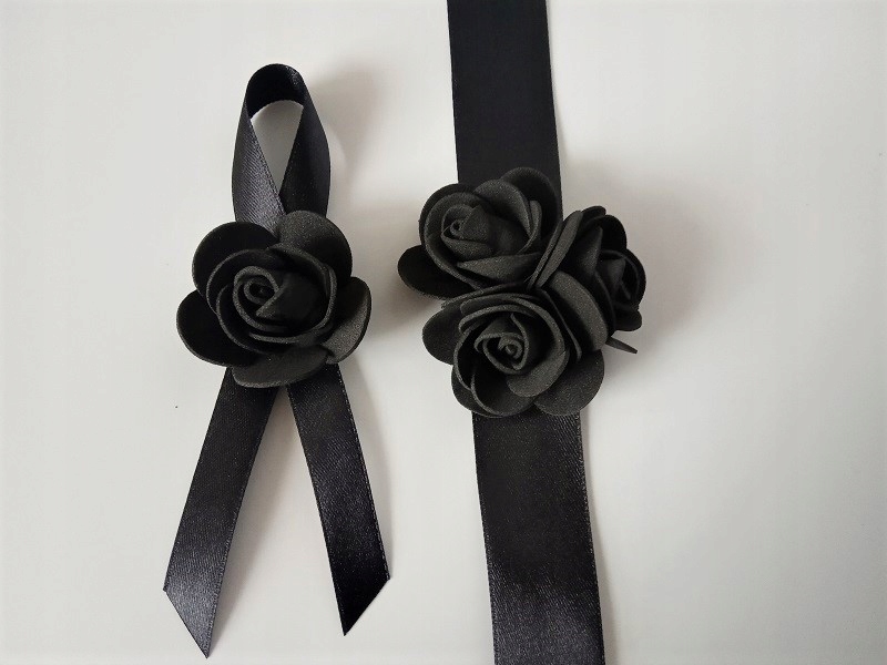 KM25 _AE * Kotylion + przypinka * ślub studniówka Cechy dodatkowe brak