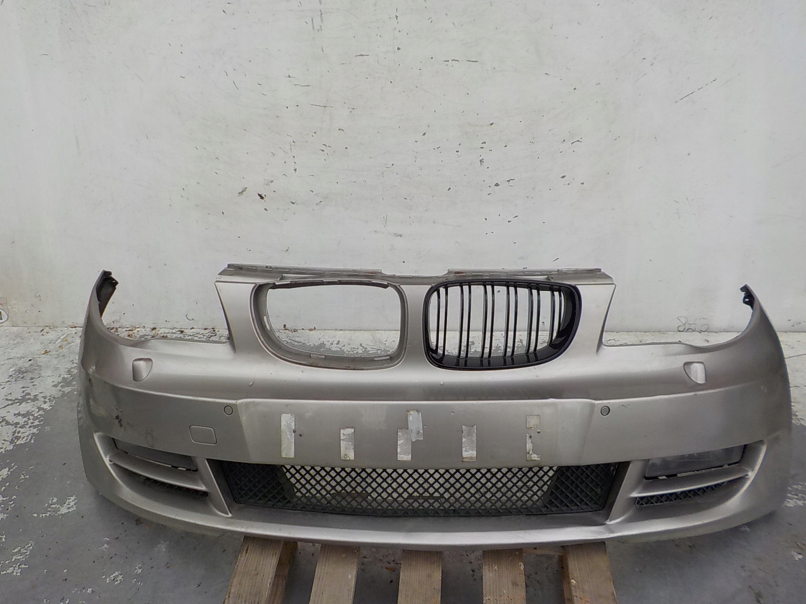 279 BMW 1 E82 E88 XSENON Spritzdüsen Stoßstange vorne vorne