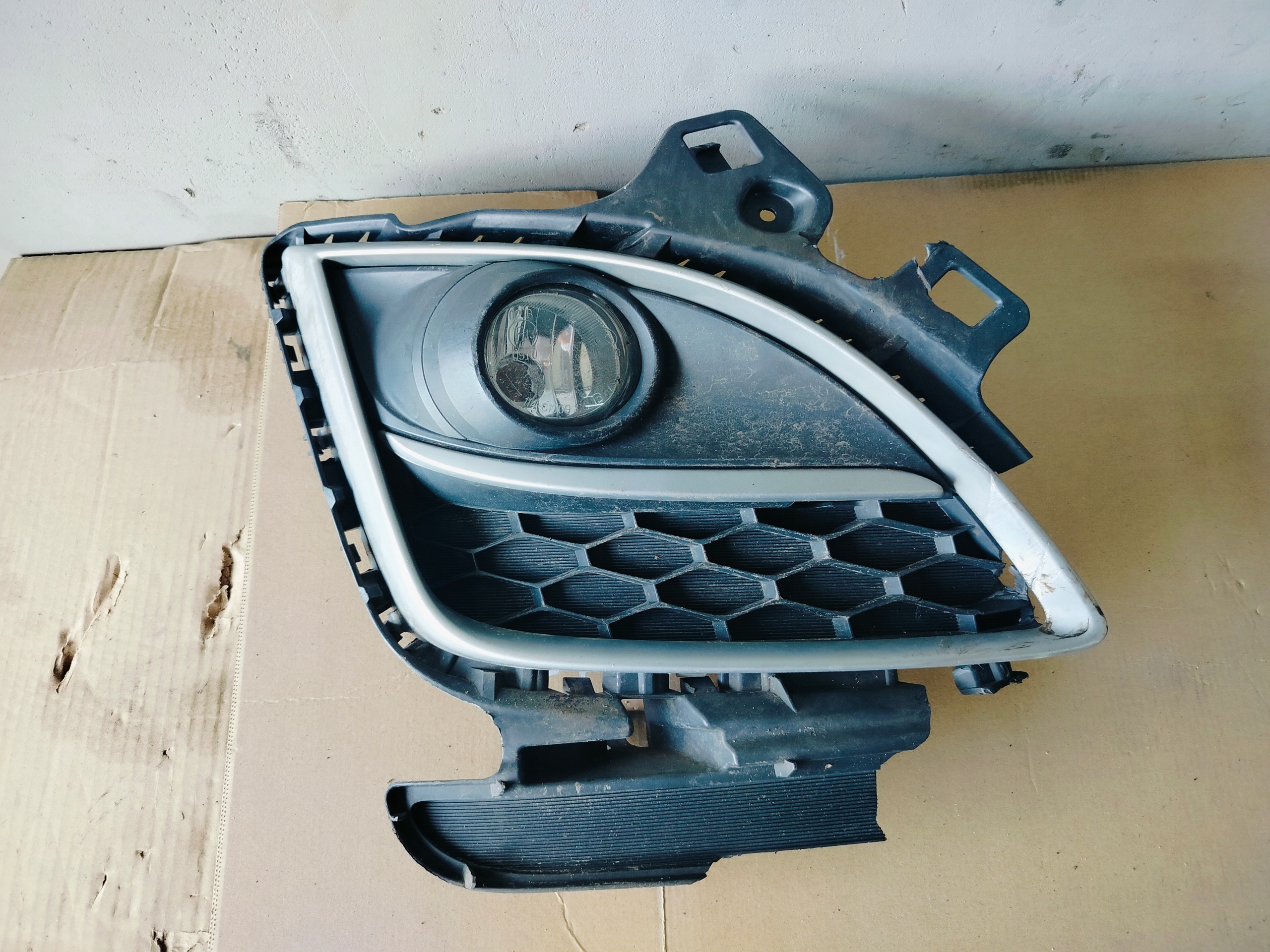 MAZDA 6 II GH LIFT grid fog lights front left GDK2-50C21