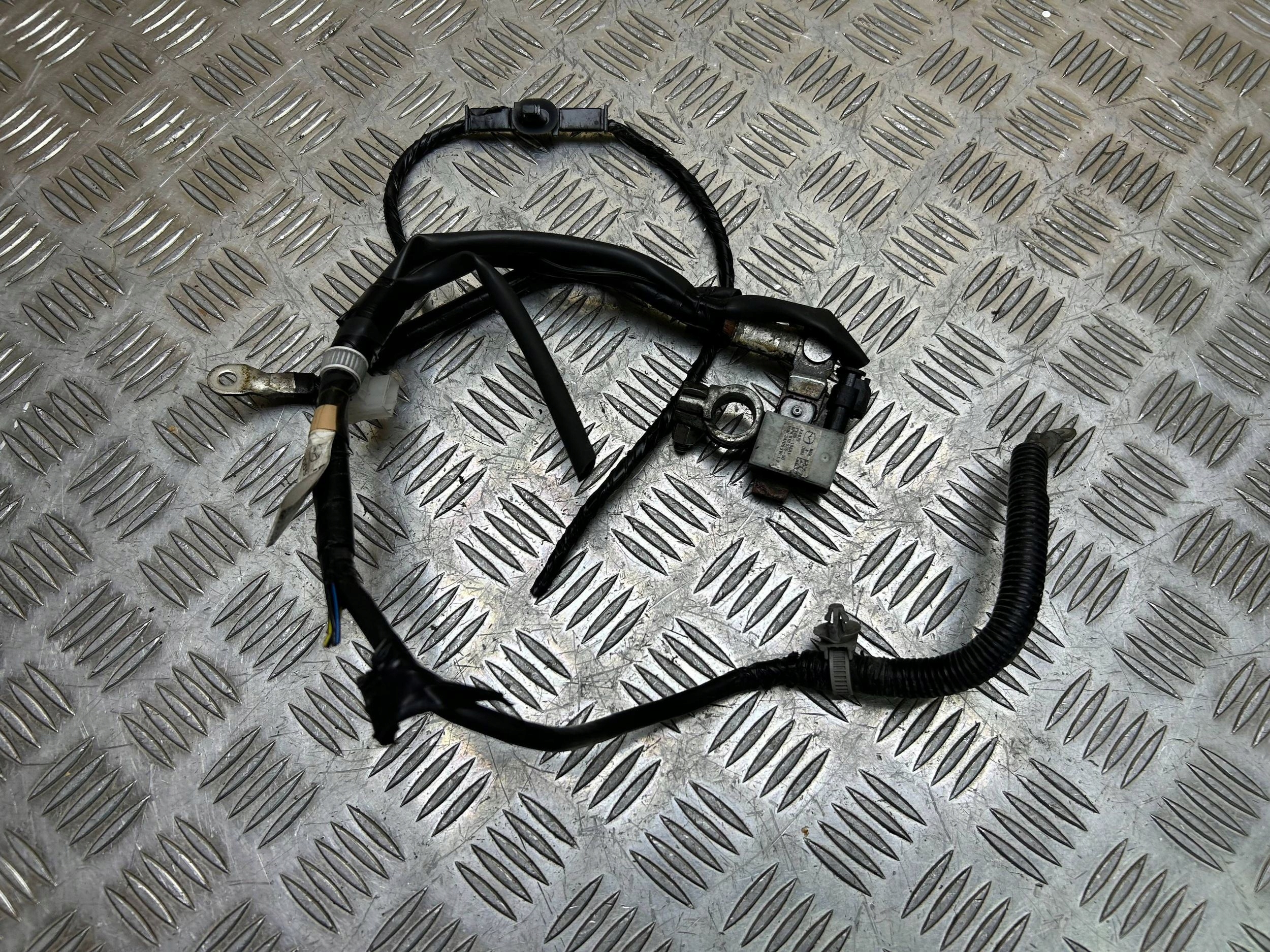 minus / terminal / cable battery Mazda 6 GJ 2016 6PK01057650