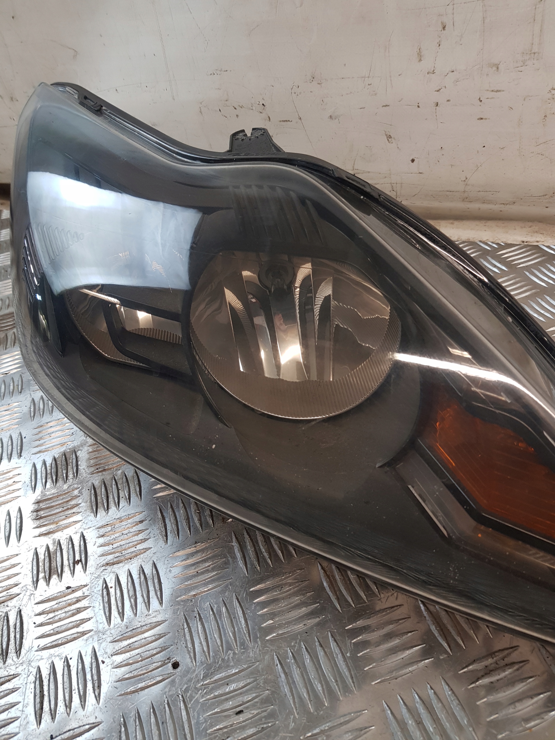 light right front FORD FOCUS MK2 LIFT 08R- EUROPA