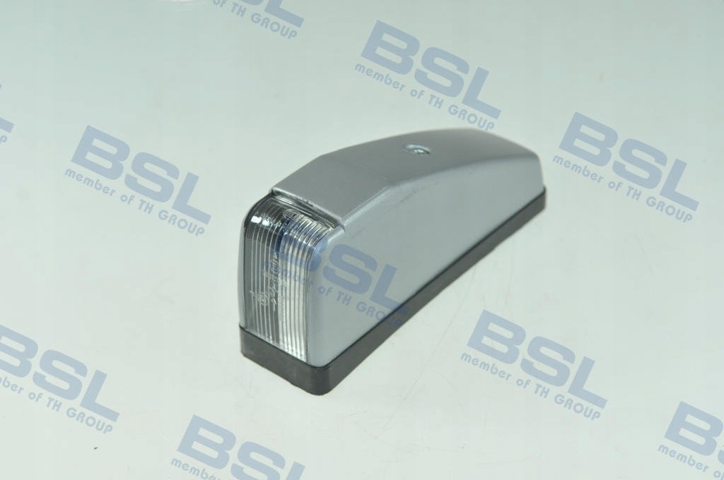 ГАБАРИТНІ ВОГНІ HELLA 2PF002860031