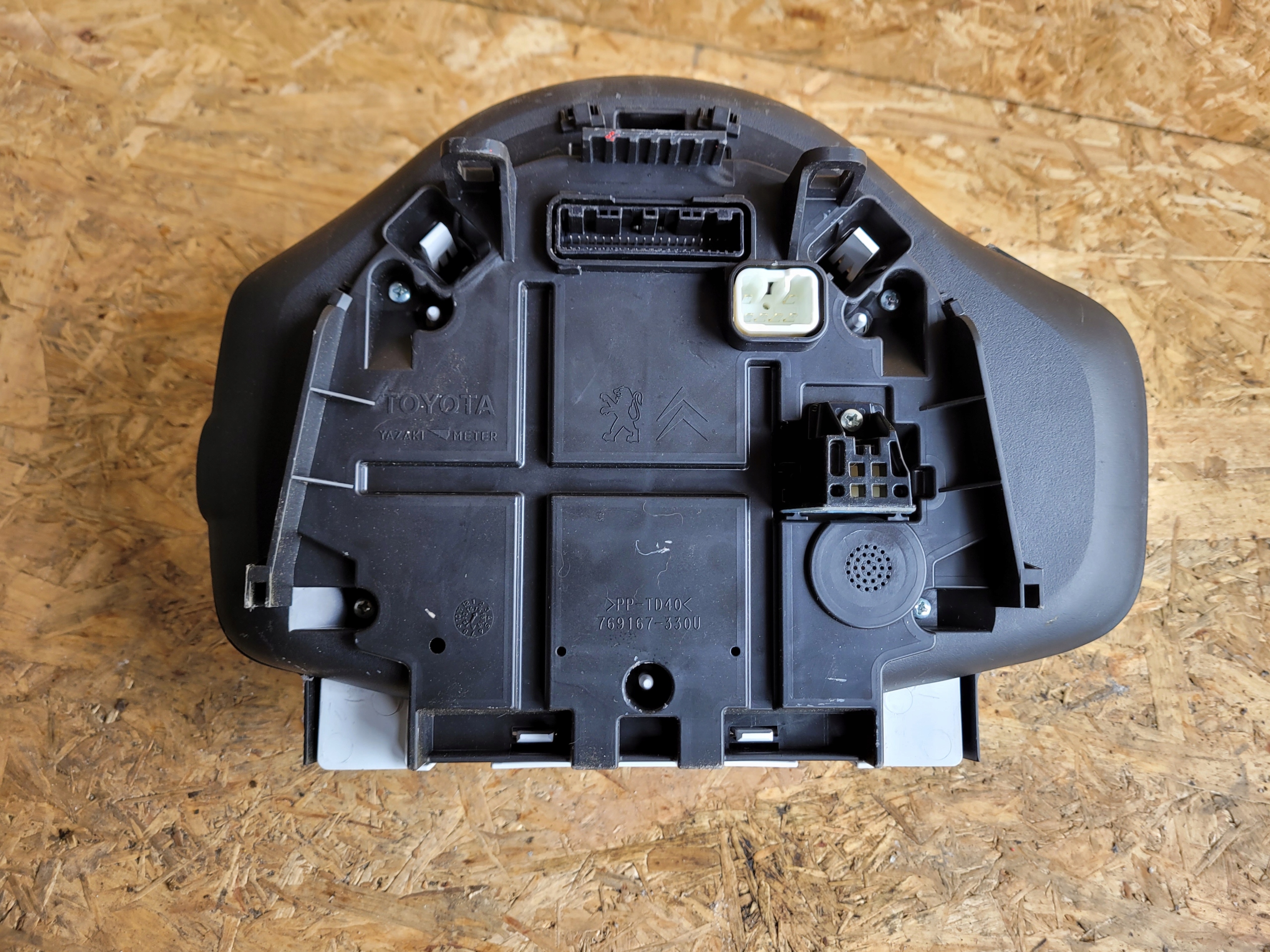 dials dials TOYOTA AYGO II EUROPA 1.0 petrol