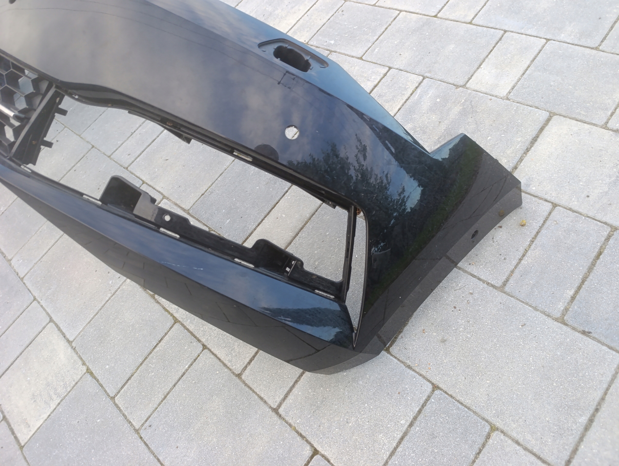 bumper front front SKODA SUPERB III LIFT 3V0 3V0807221F