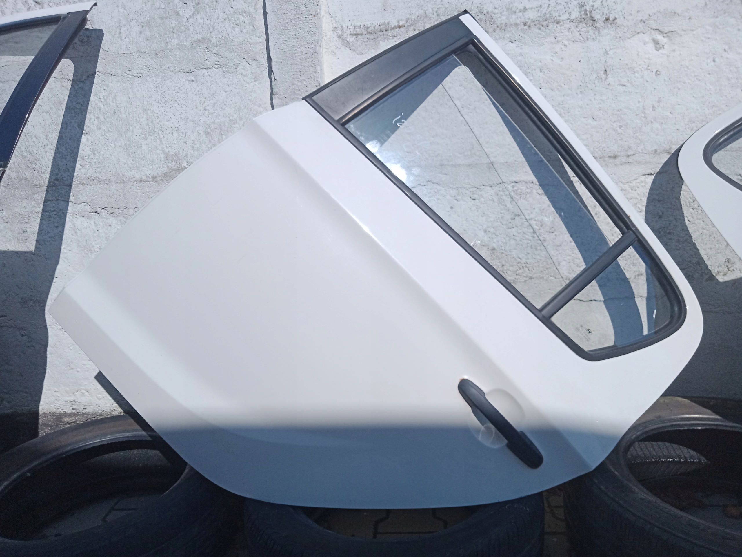 HYUNDAI I20 LIFT Tür links heck links PHW 5D 2012
