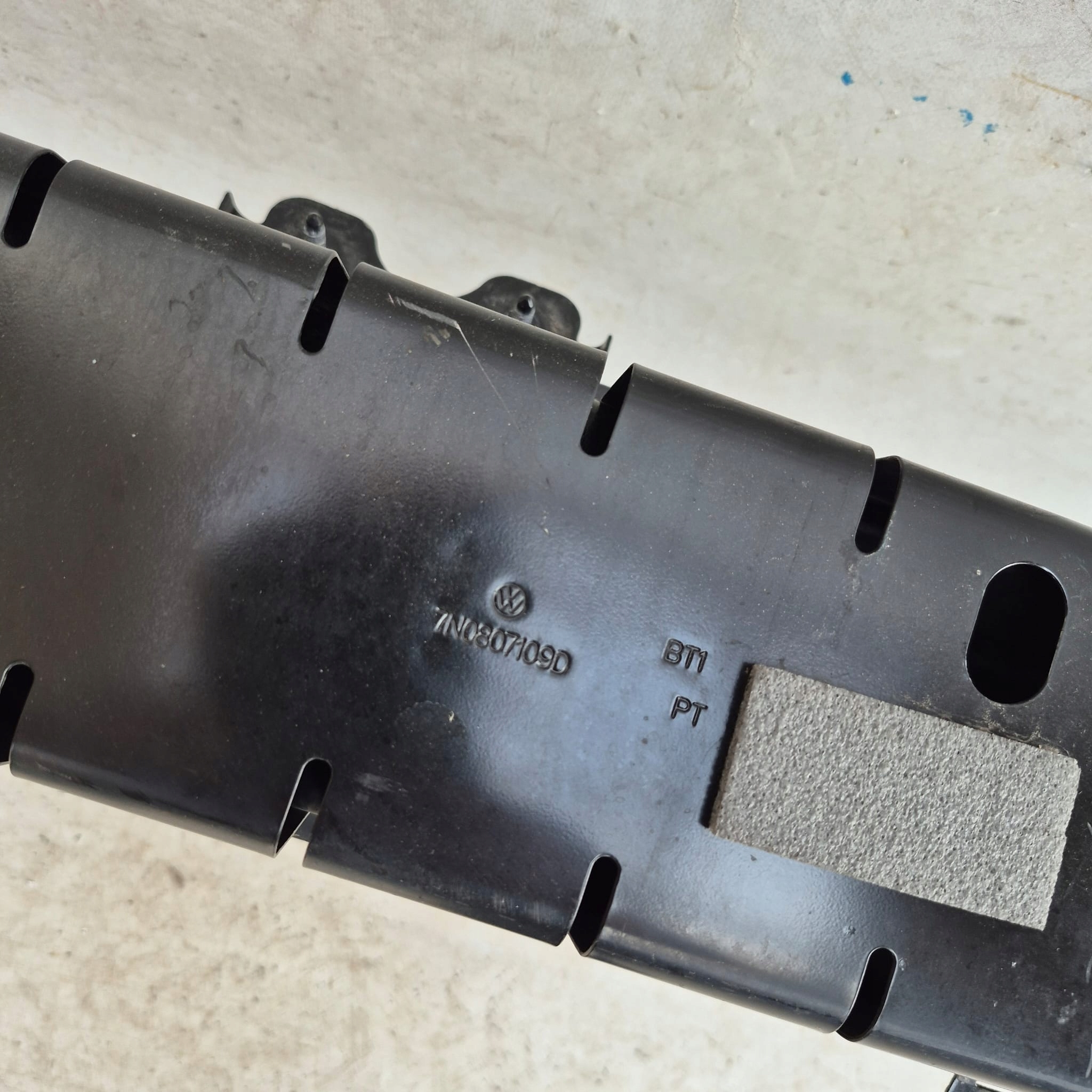 SEAT ALHAMBRA SHARAN 7N sider front front below bumper 7N0807109D