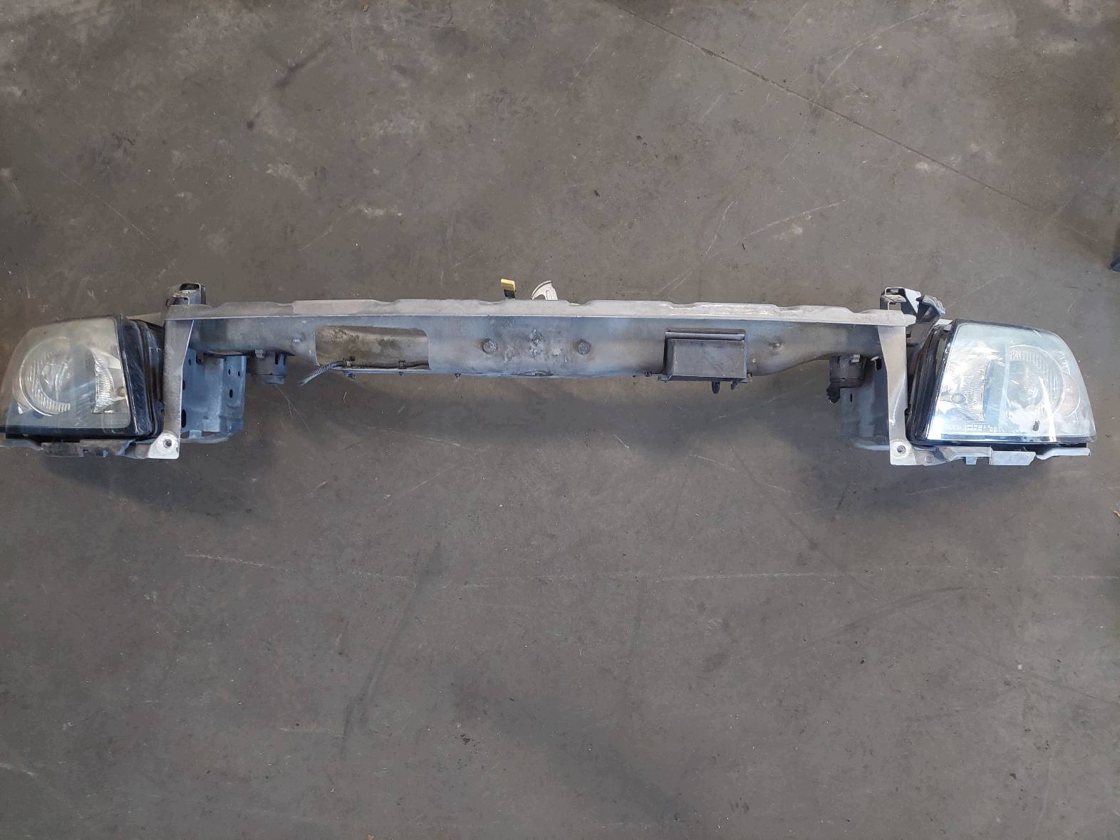 complete front bonnet bumper light fender VOLVO V50 and 462-46