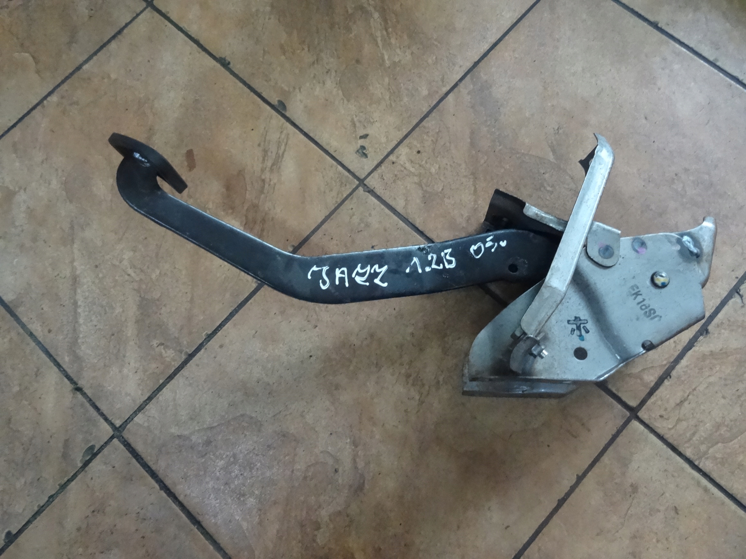 HONDA JAZZ 1.2B 05' PEDAŁ HAMULCA