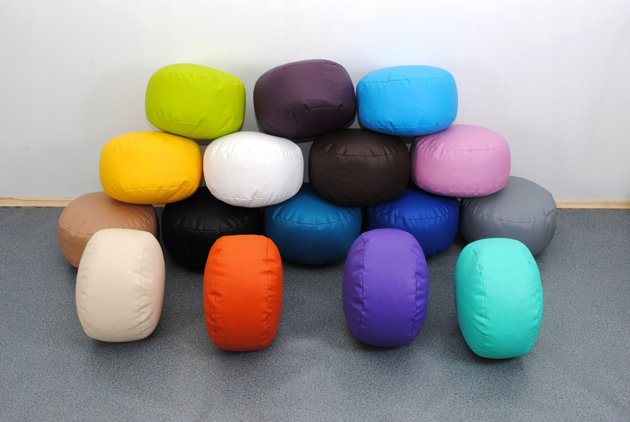 Pufa Egato, roller 35x18cm z trwałym wypełnieniem Kolekcja Pufy roller