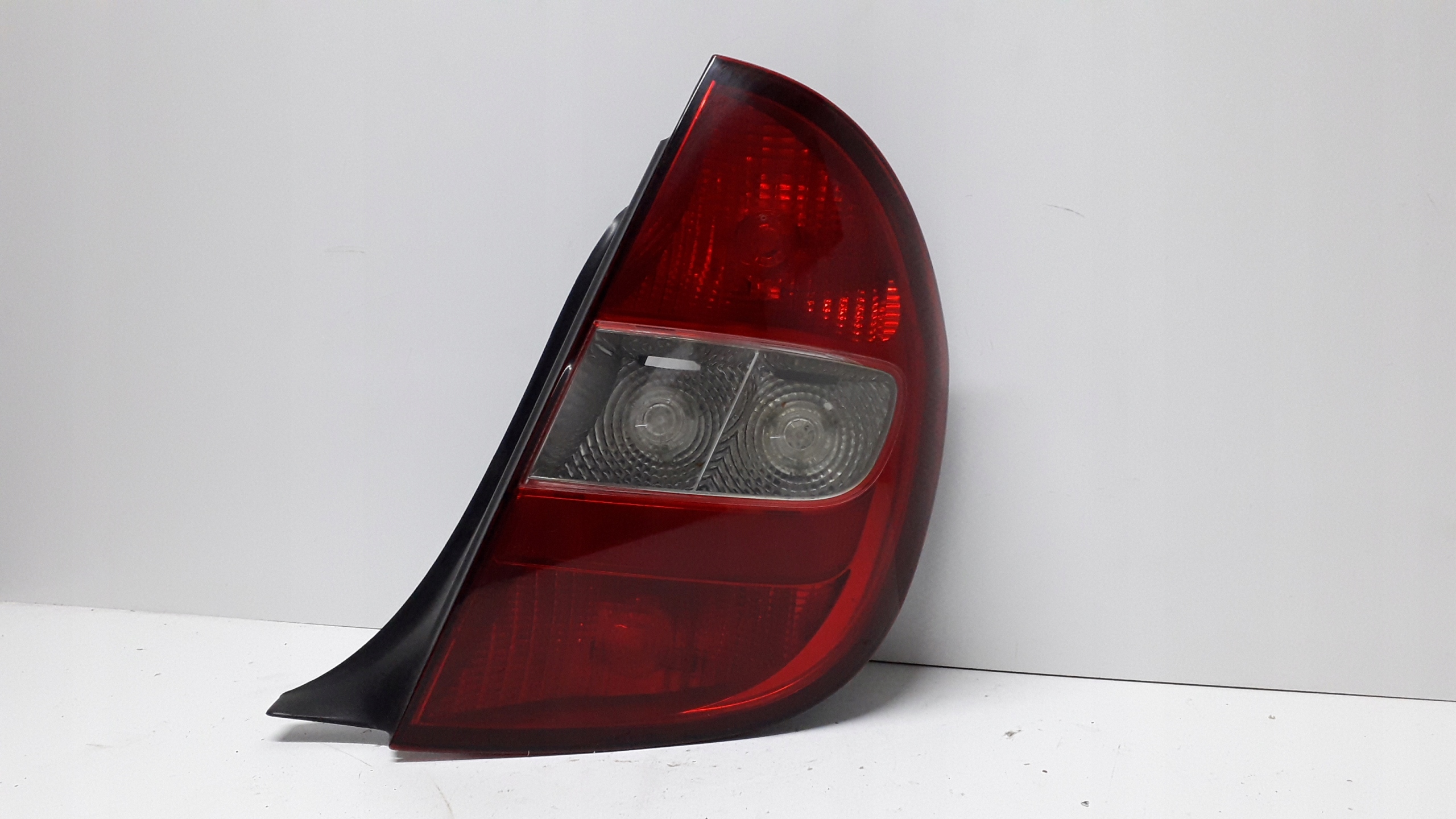 CITROEN C5 00- 5D HB LAMPA PRAWA TYLNA 9632646680