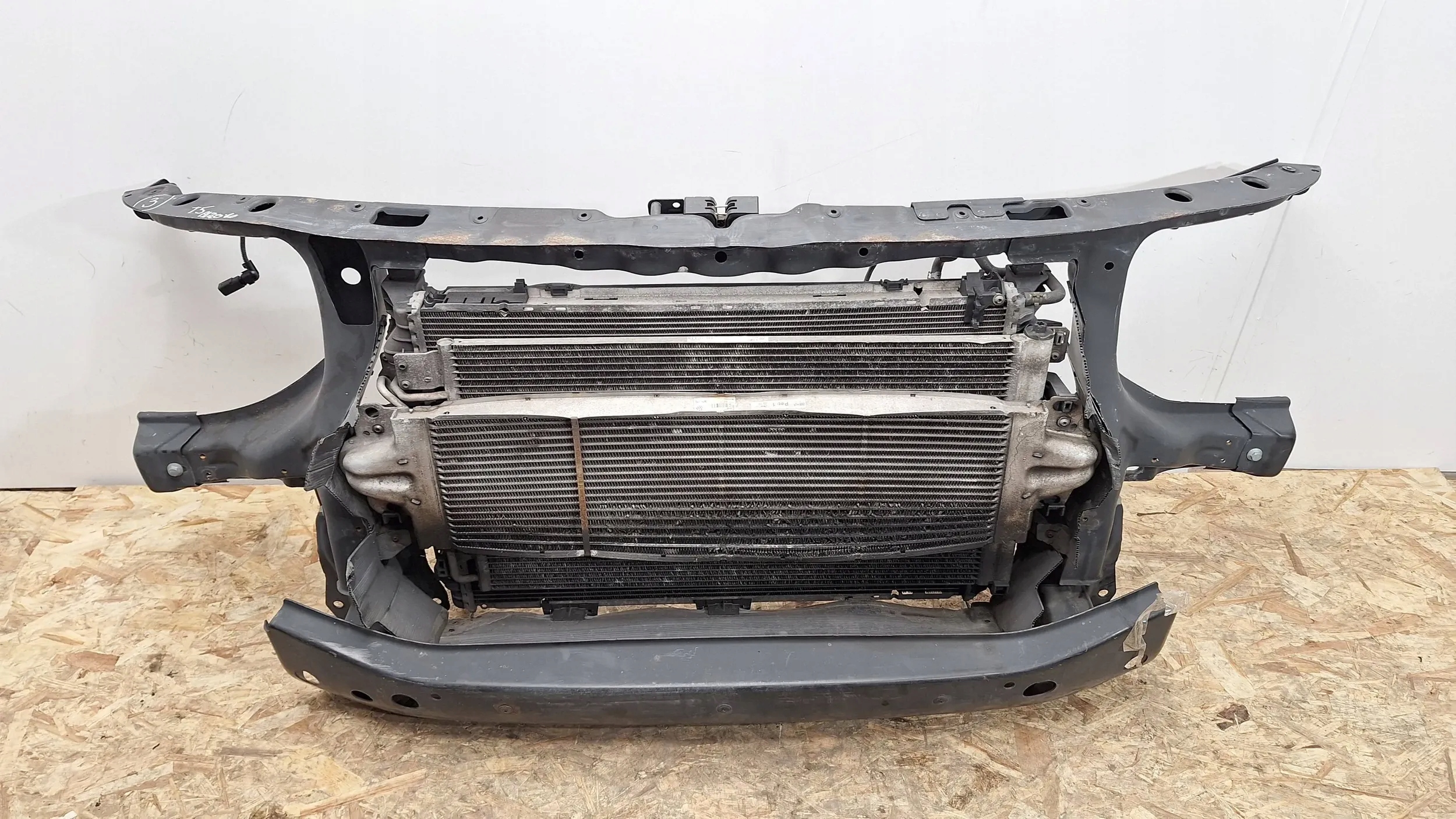 Передня панель передній Vw Transporter T5h0 2tdi
