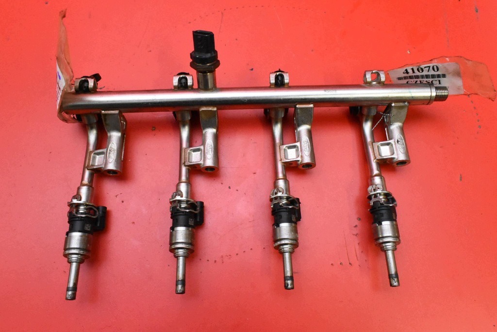 Rampe injection Injecteurs DS7G-9D280-DC FORD FOCUS MK3 1.5 ECOBOOST 182 KM